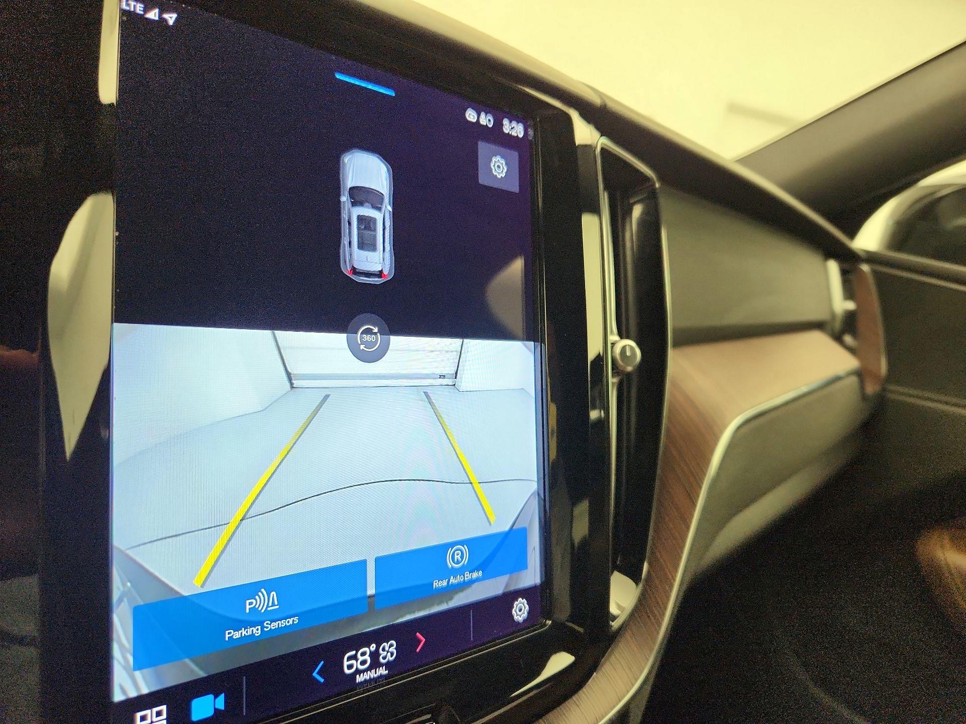 Thumbnail: 2023 Volvo XC60 - 15