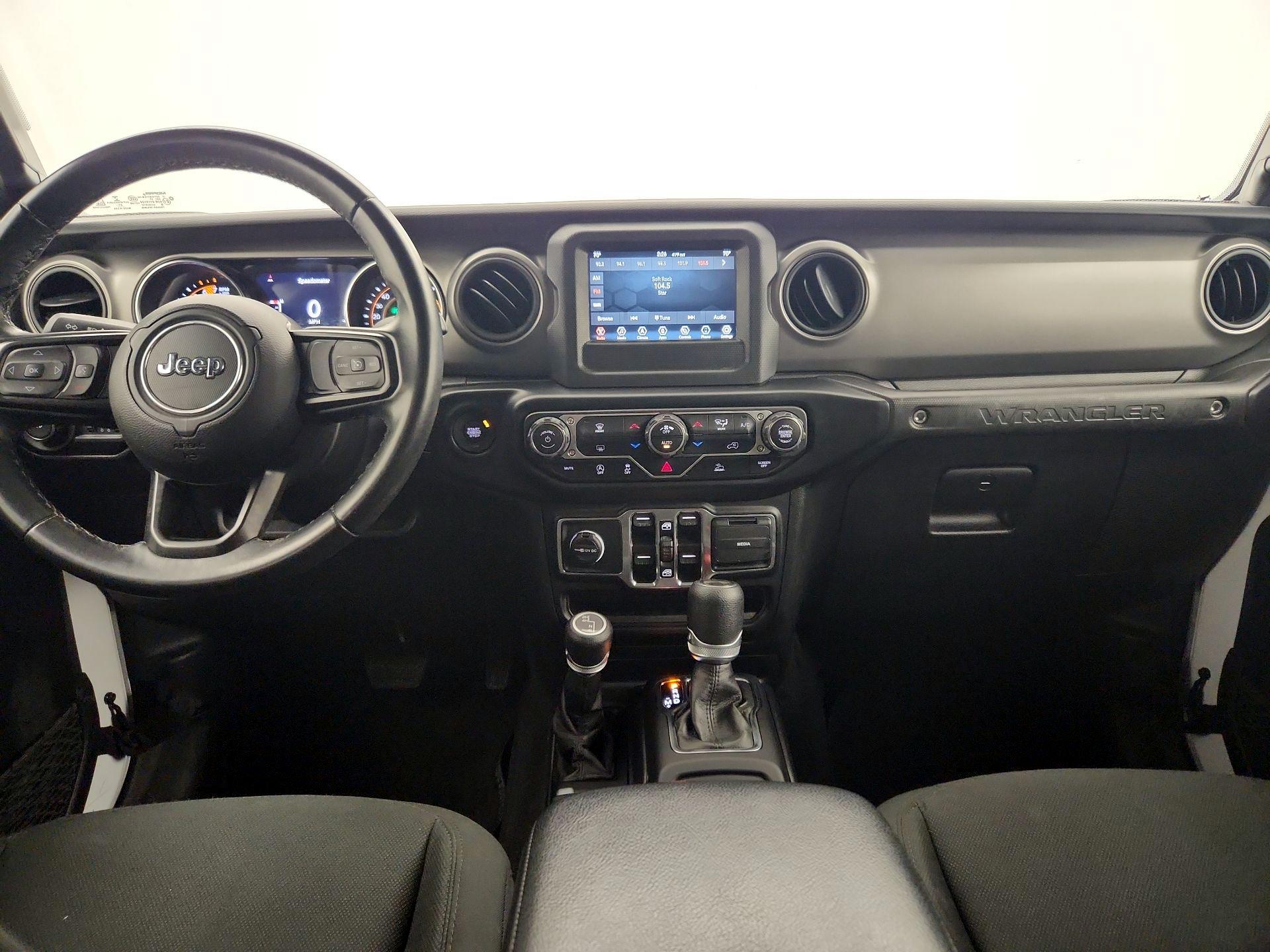 Thumbnail: 2021 Jeep Wrangler - 9