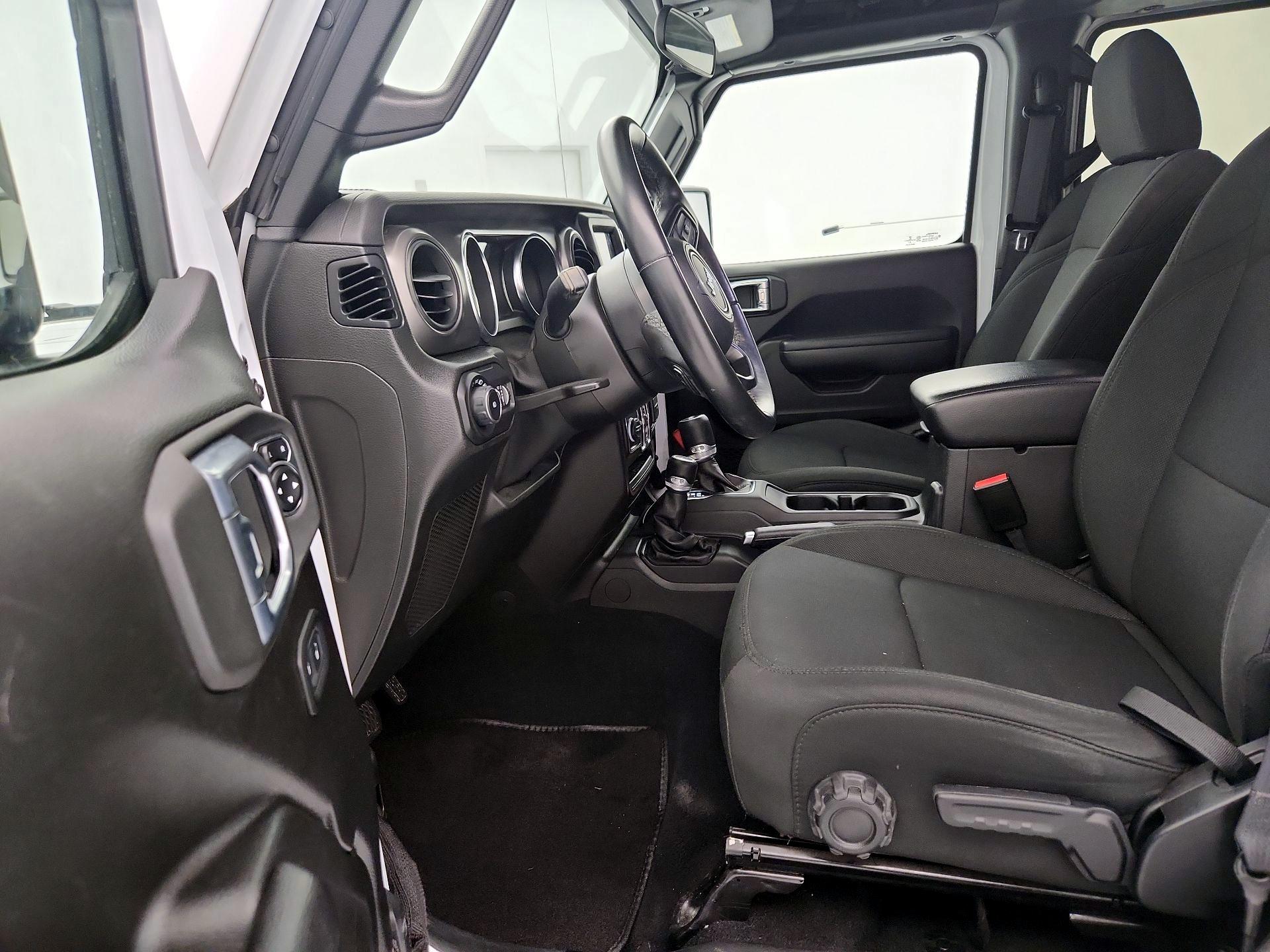 Thumbnail: 2021 Jeep Wrangler - 11