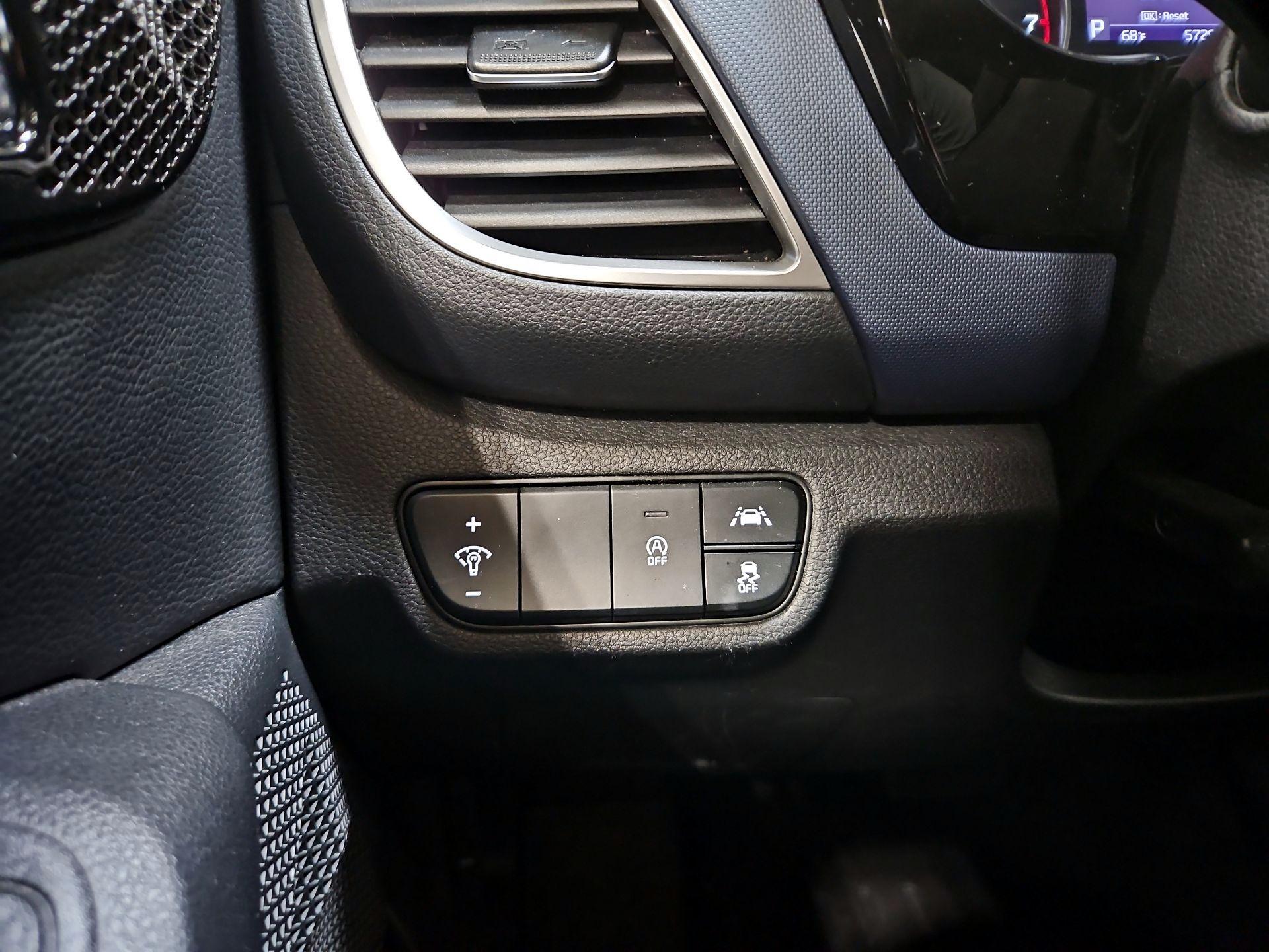 Thumbnail: 2022 Kia Seltos - 13