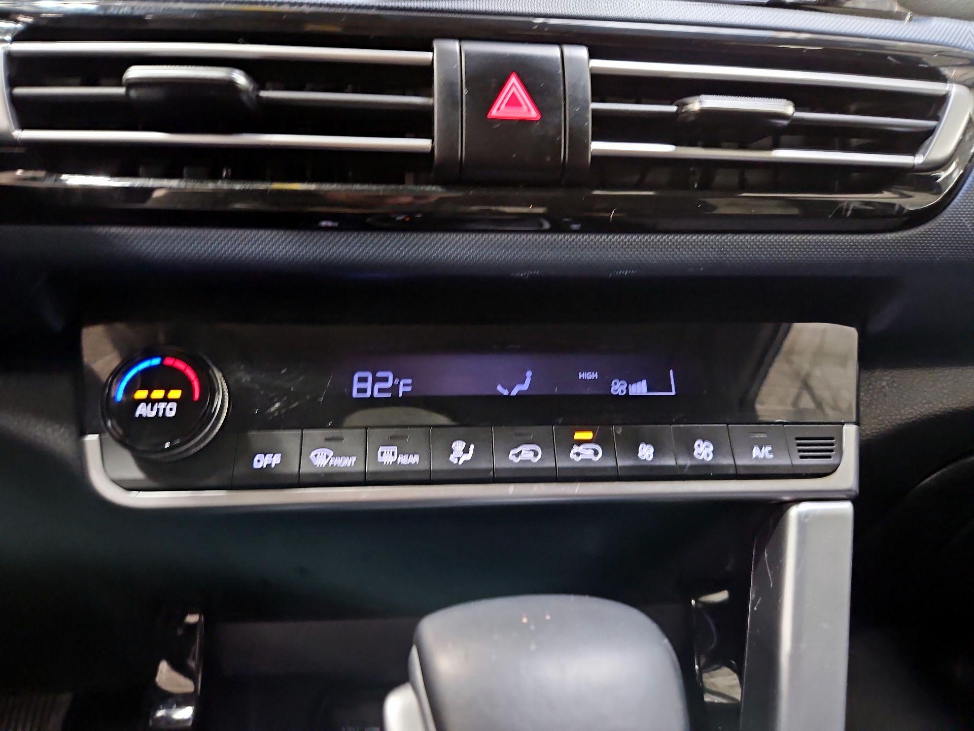 Thumbnail: 2022 Kia Seltos - 17