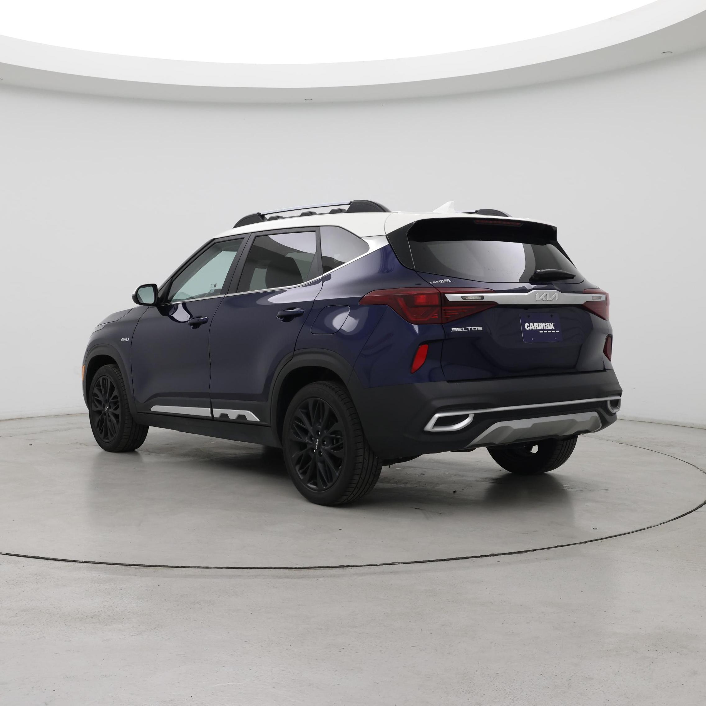 Thumbnail: 2022 Kia Seltos - 2