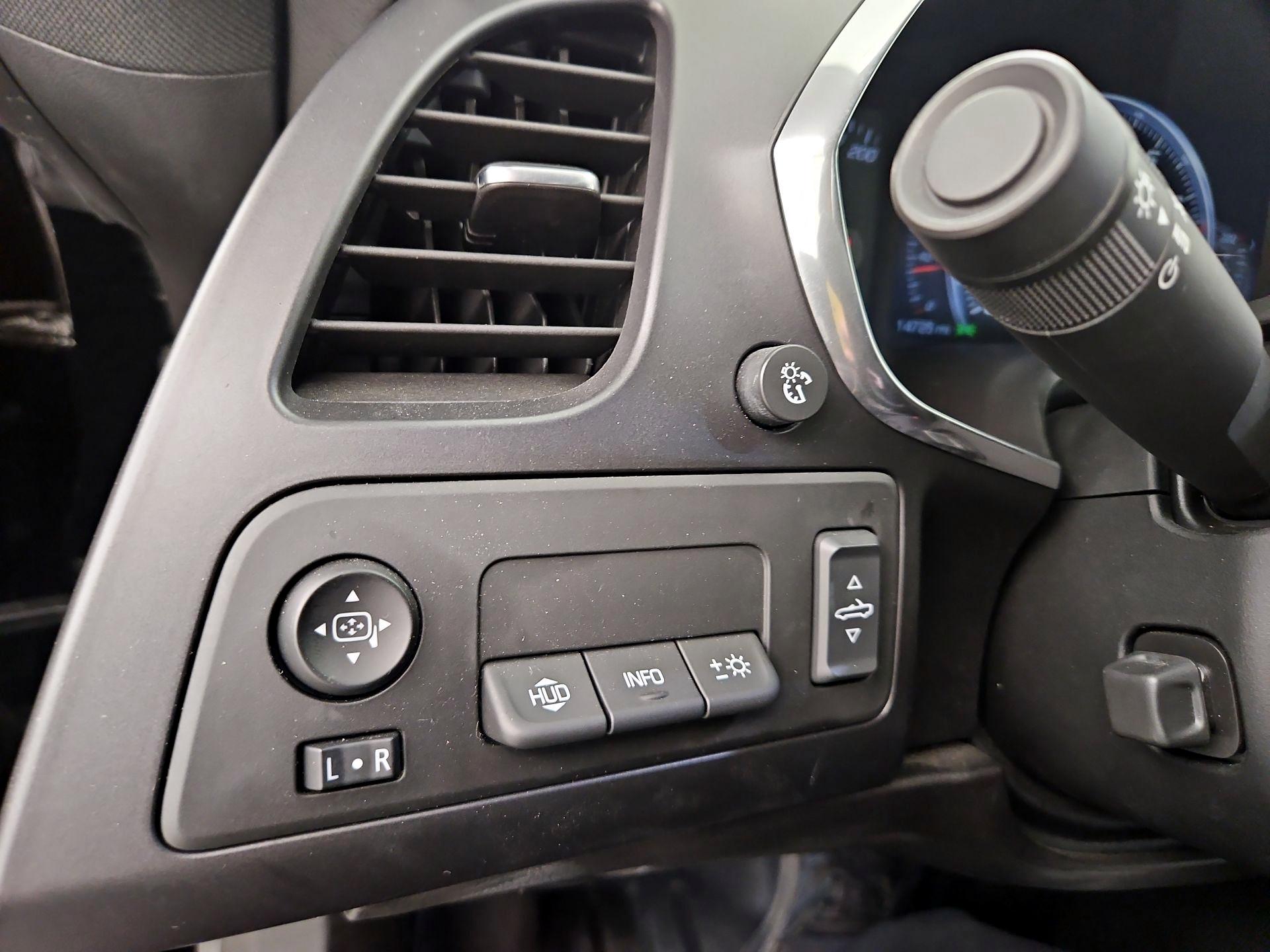 Thumbnail: 2015 Chevrolet Corvette - 13