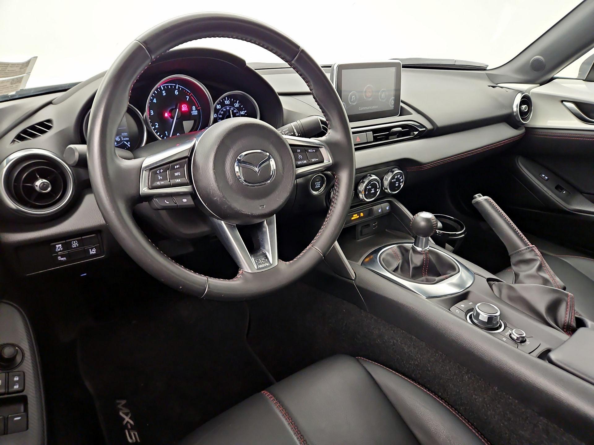 Thumbnail: 2017 Mazda MX-5 Miata - 9