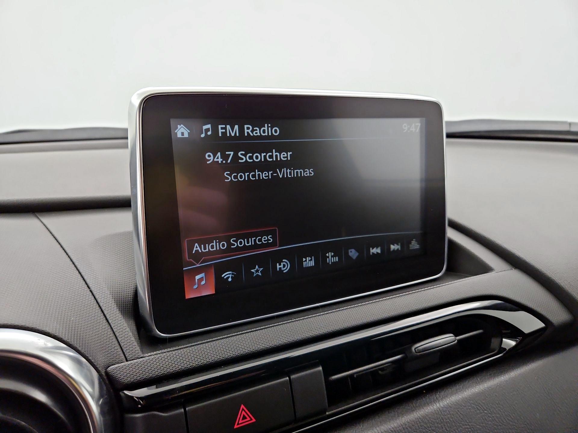 Thumbnail: 2017 Mazda MX-5 Miata - 14