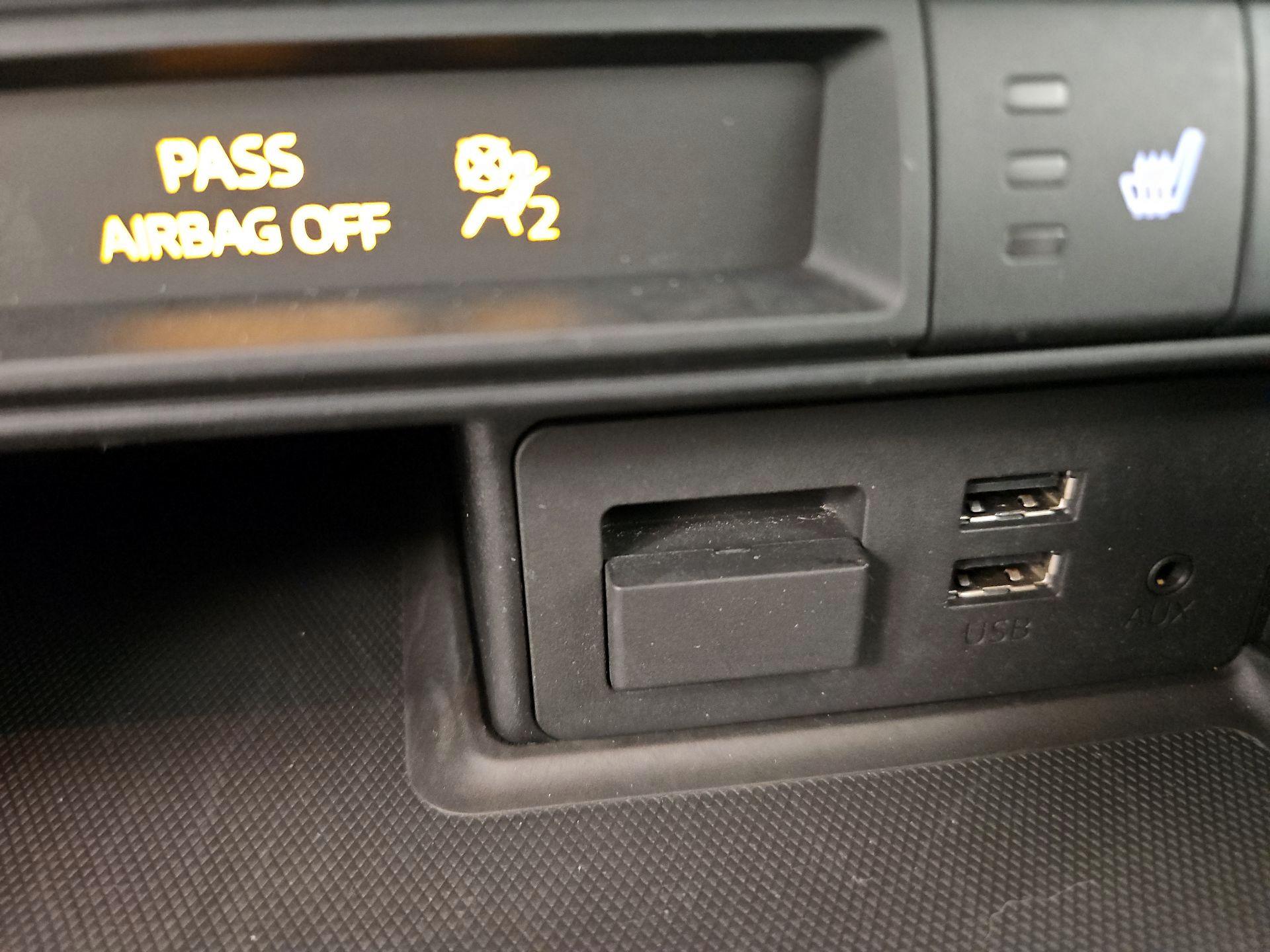 Thumbnail: 2017 Mazda MX-5 Miata - 17