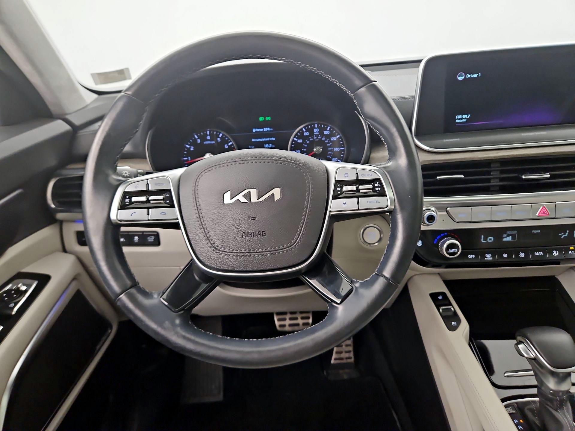 Thumbnail: 2022 Kia Telluride - 10