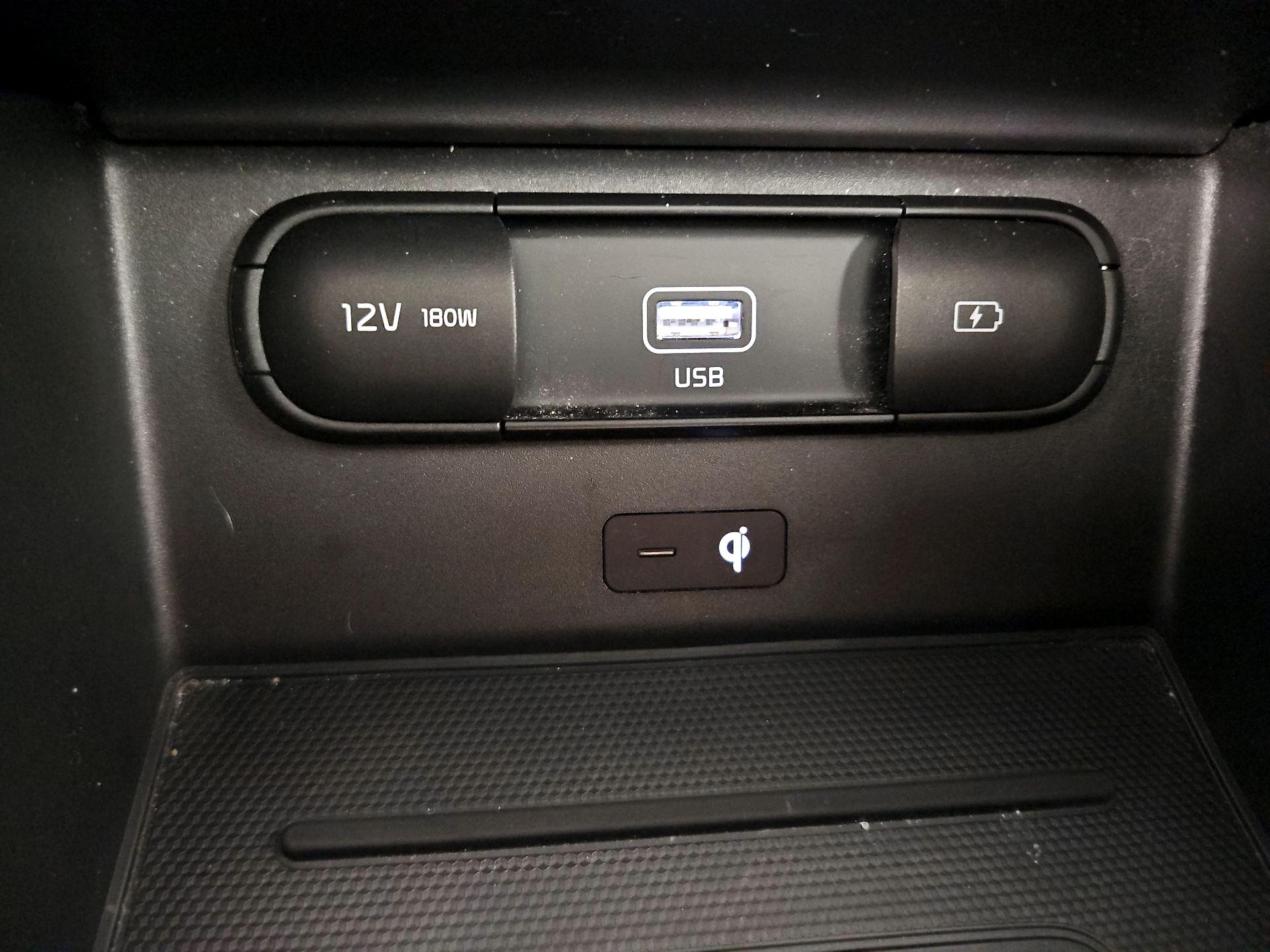 Thumbnail: 2022 Kia Telluride - 19