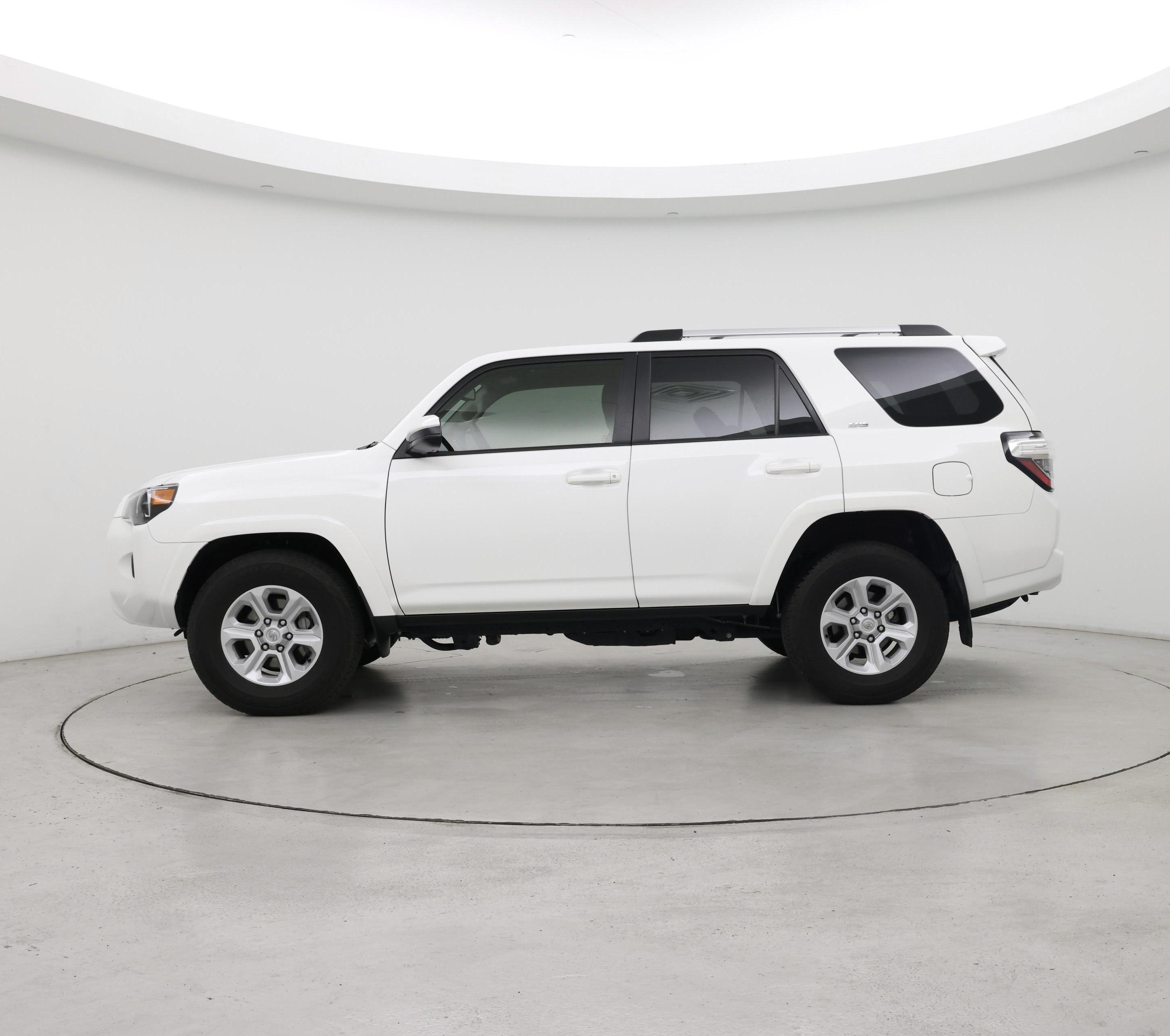 Thumbnail: 2023 Toyota 4Runner - 3