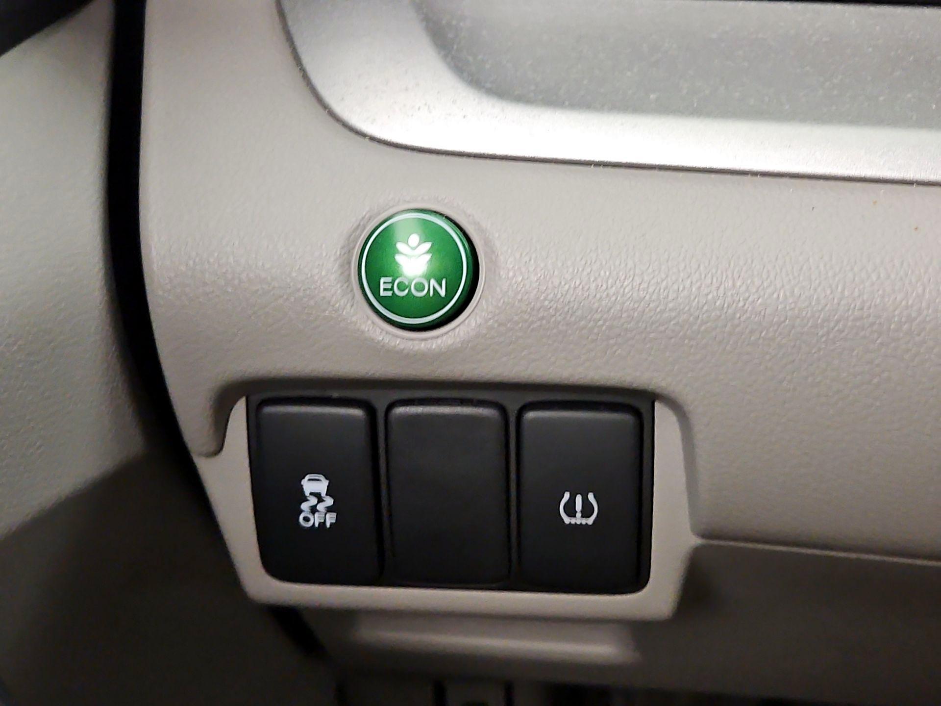 Thumbnail: 2014 Honda CR-V - 13