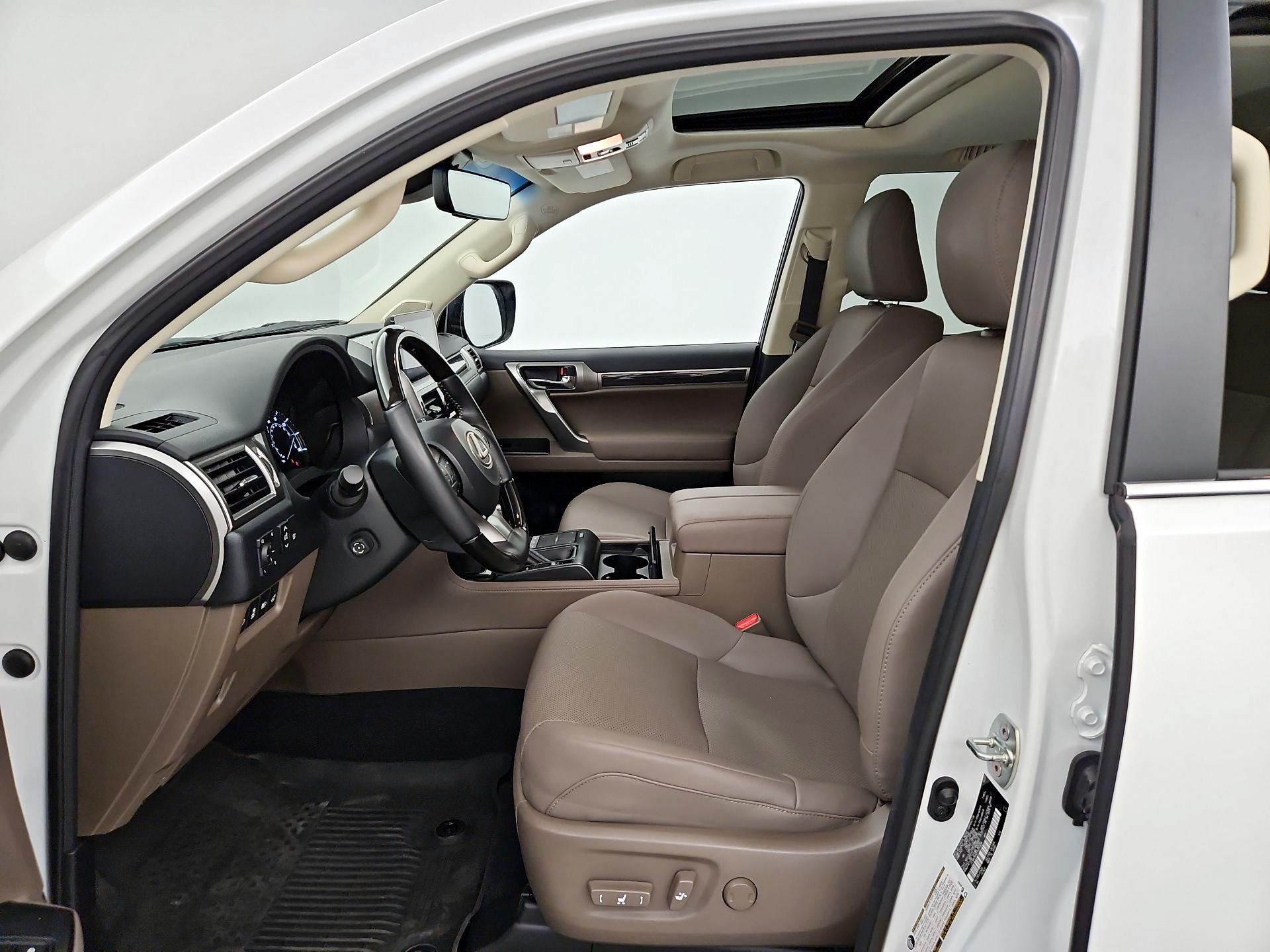 Thumbnail: 2023 Lexus GX - 11