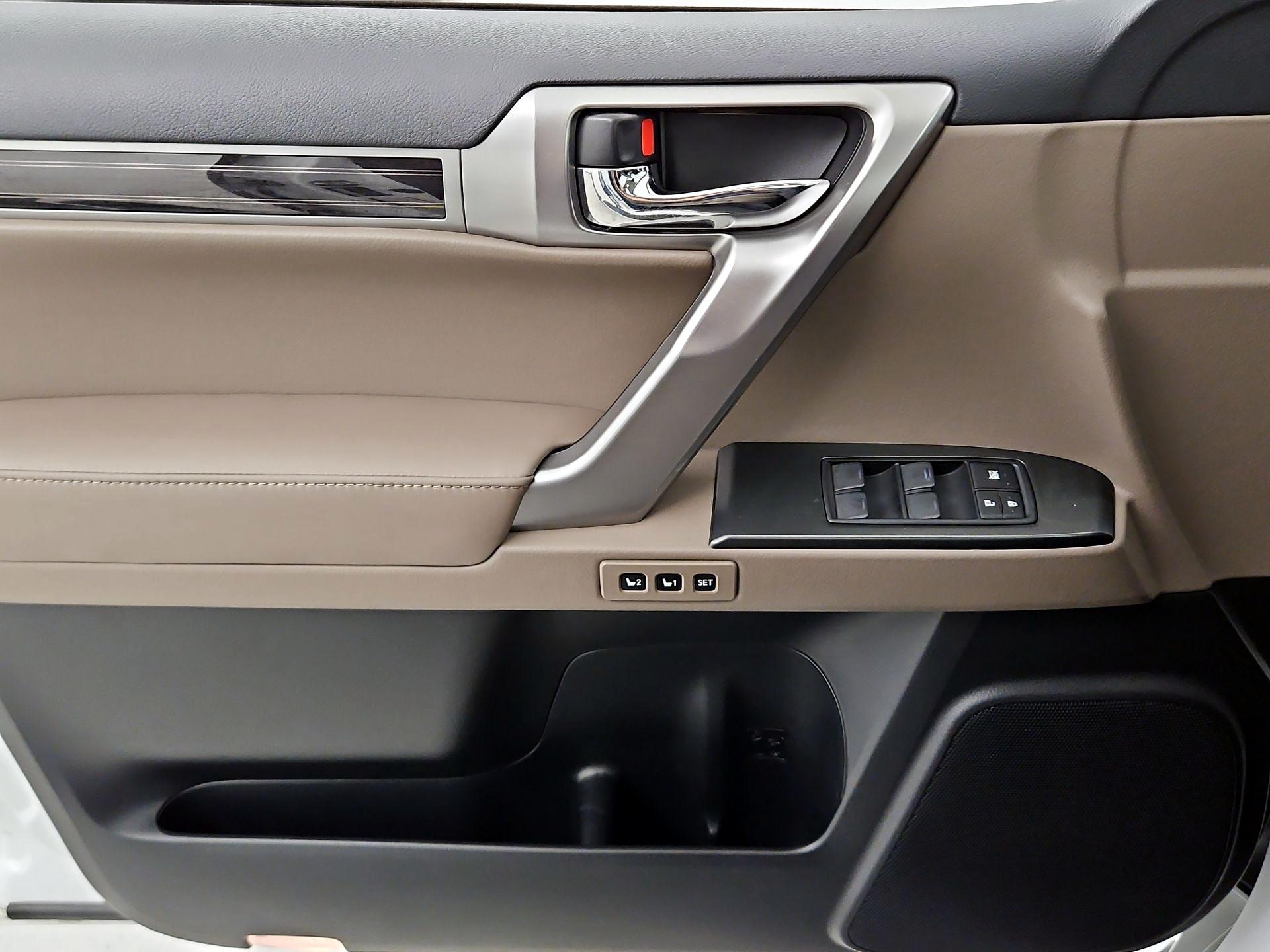 Thumbnail: 2023 Lexus GX - 12