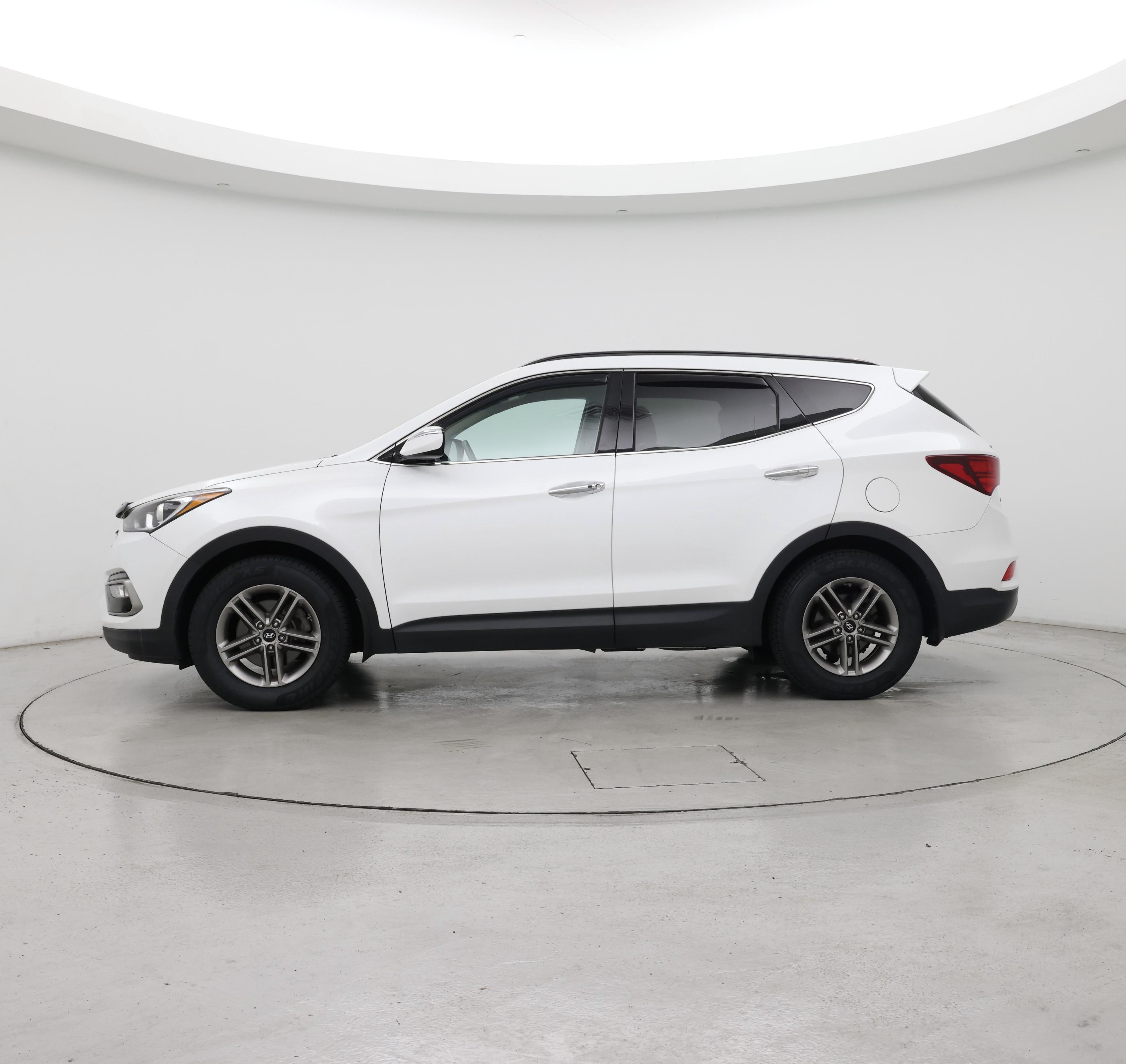 Thumbnail: 2017 Hyundai Santa Fe - 3