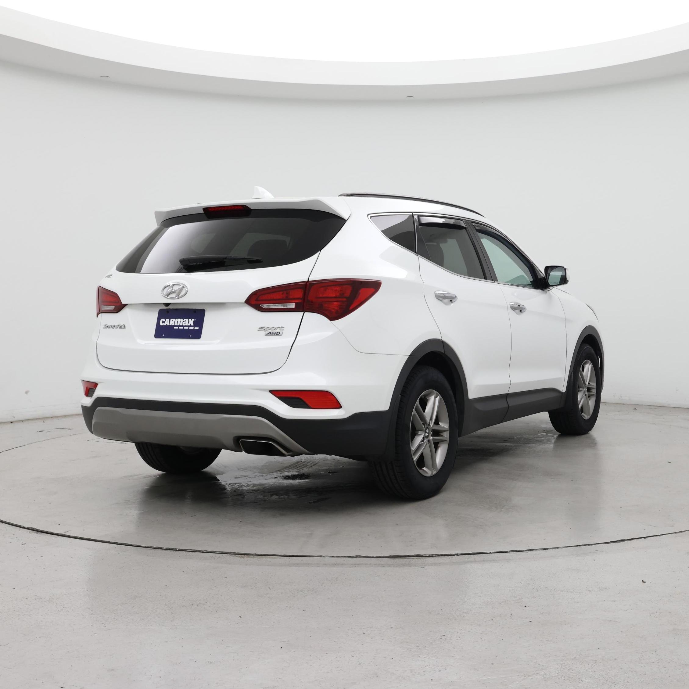 Thumbnail: 2017 Hyundai Santa Fe - 8