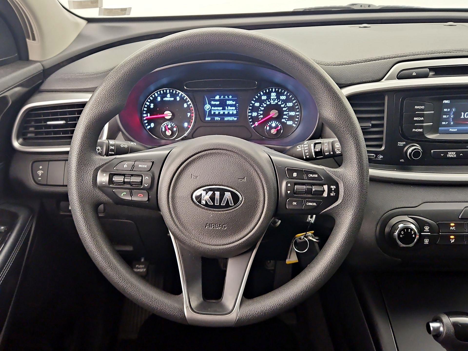 Thumbnail: 2016 Kia Sorento - 10
