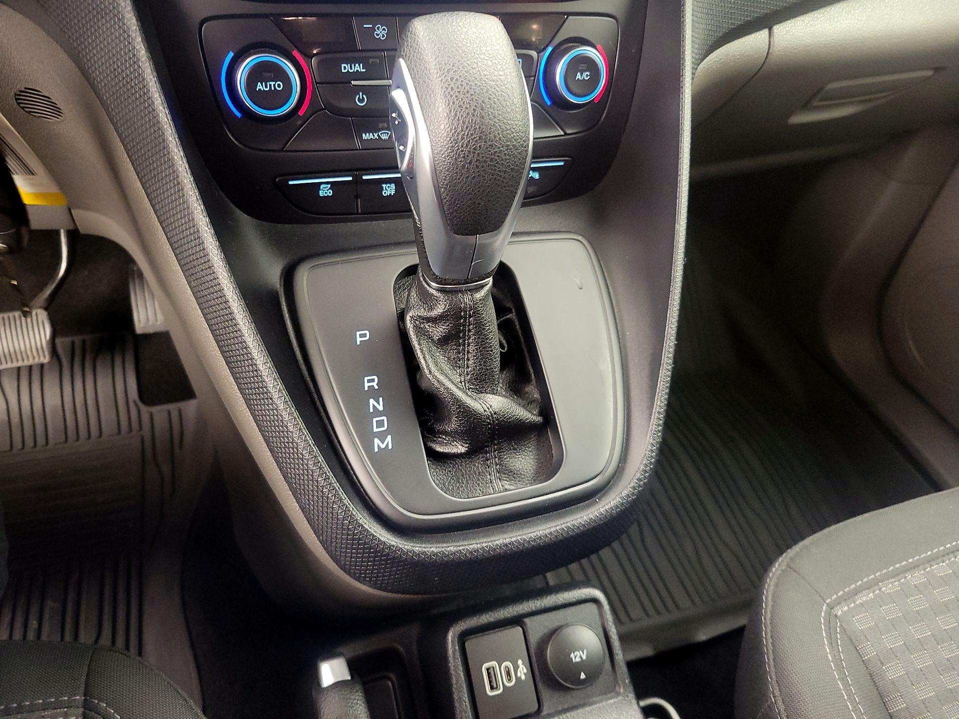 Thumbnail: 2022 Ford Transit Series - 18