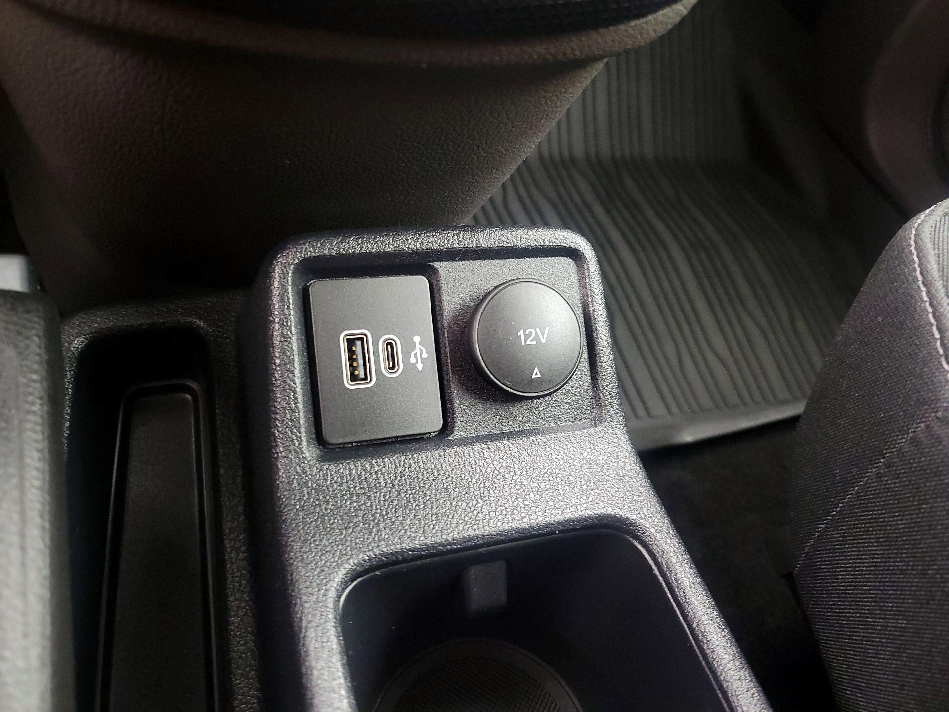 Thumbnail: 2022 Ford Transit Series - 19