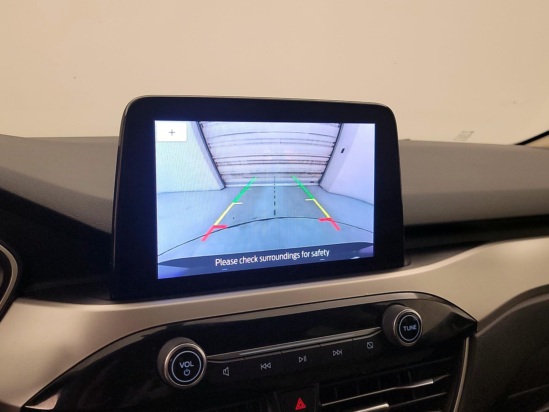 Thumbnail: 2020 Ford Escape - 14