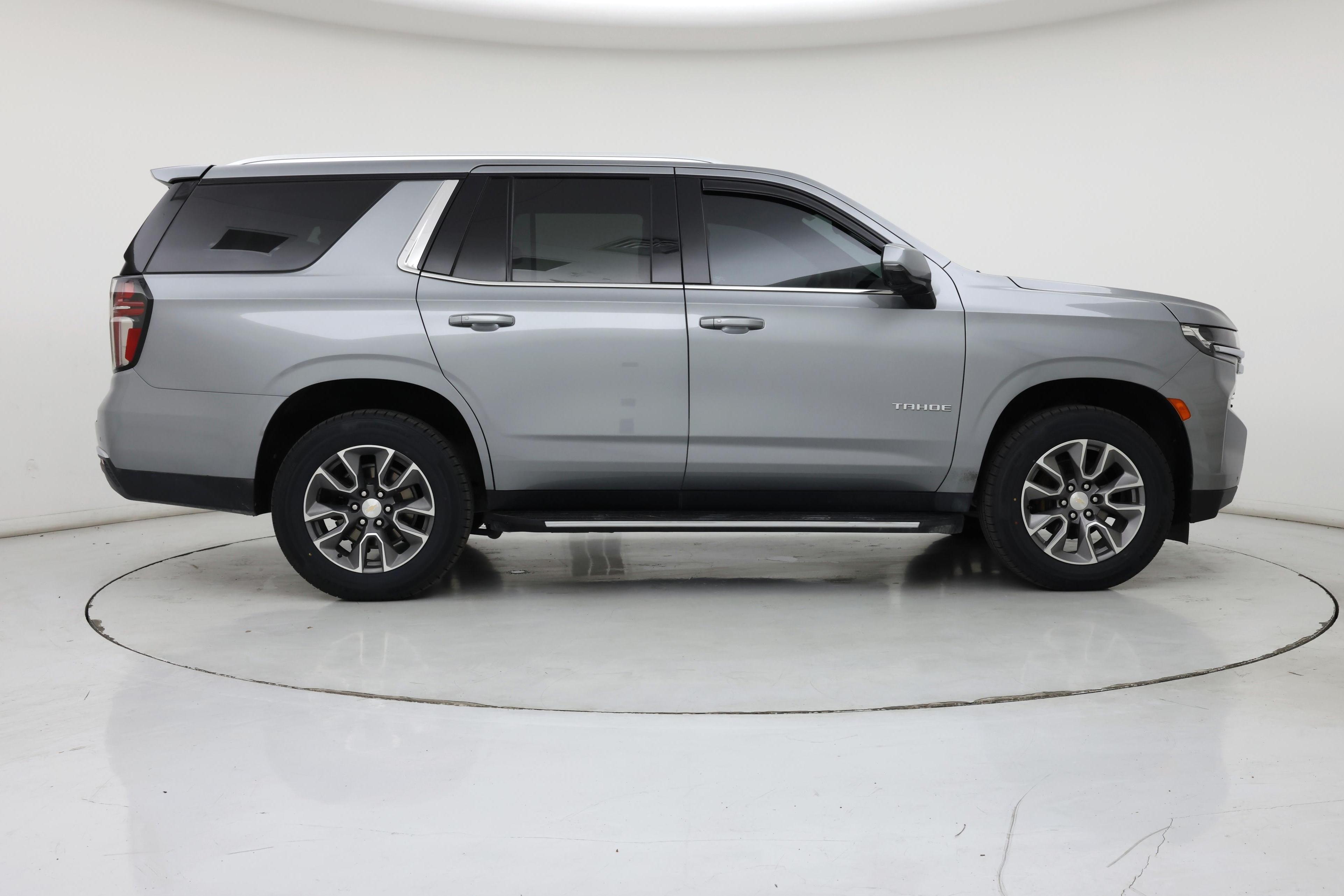 Thumbnail: 2023 Chevrolet Tahoe - 7