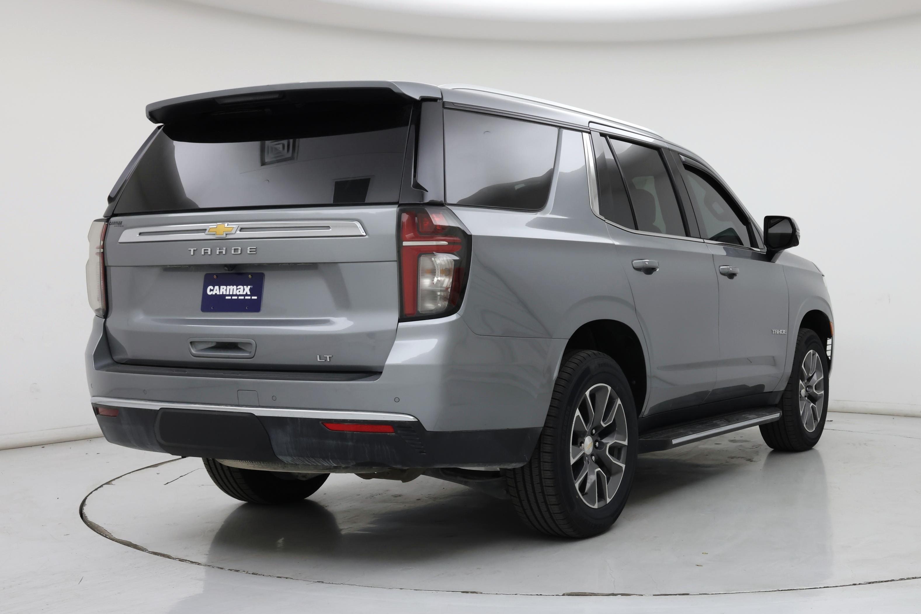 Thumbnail: 2023 Chevrolet Tahoe - 8