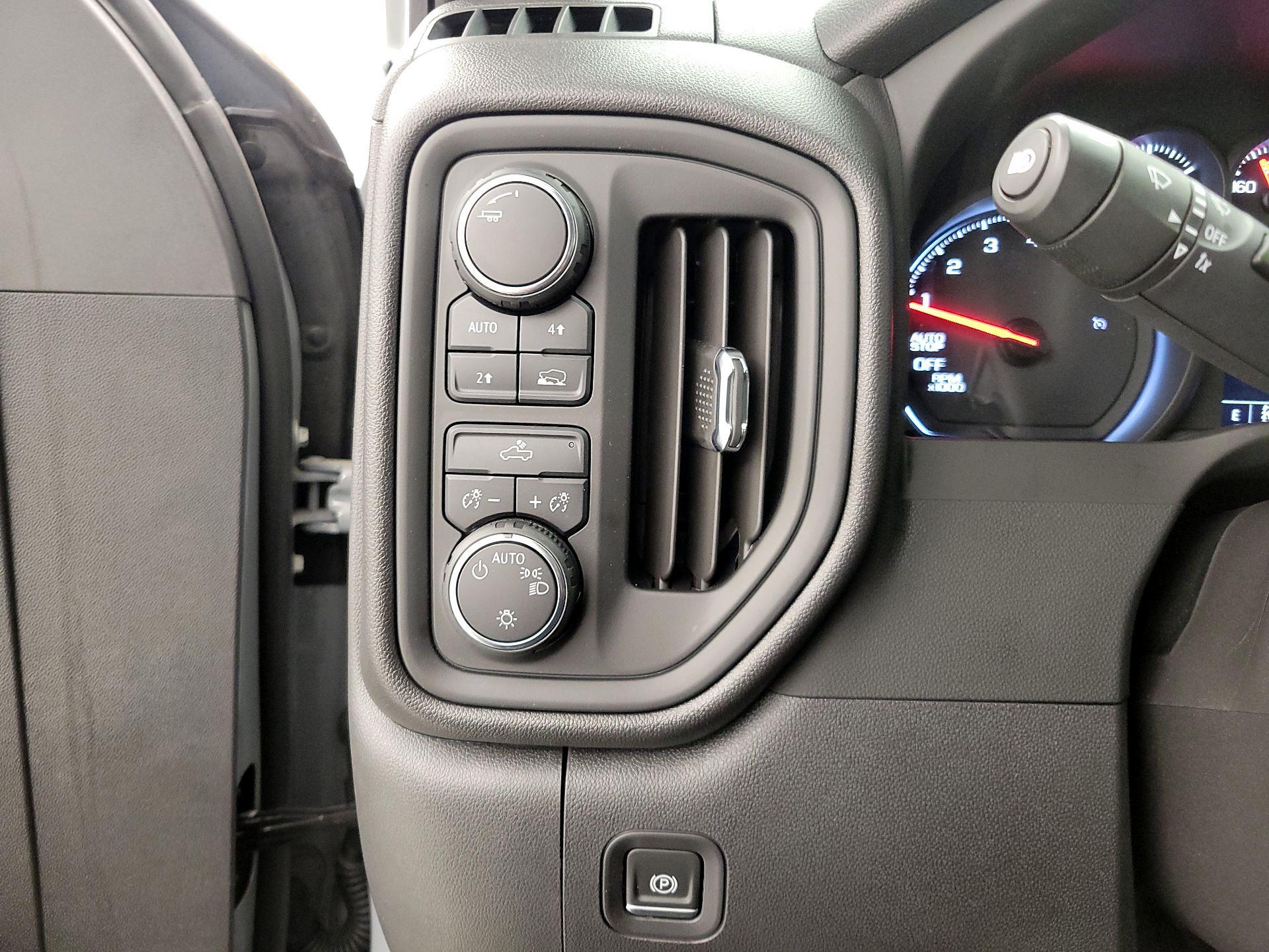 Thumbnail: 2024 Chevrolet Silverado 1500 - 13