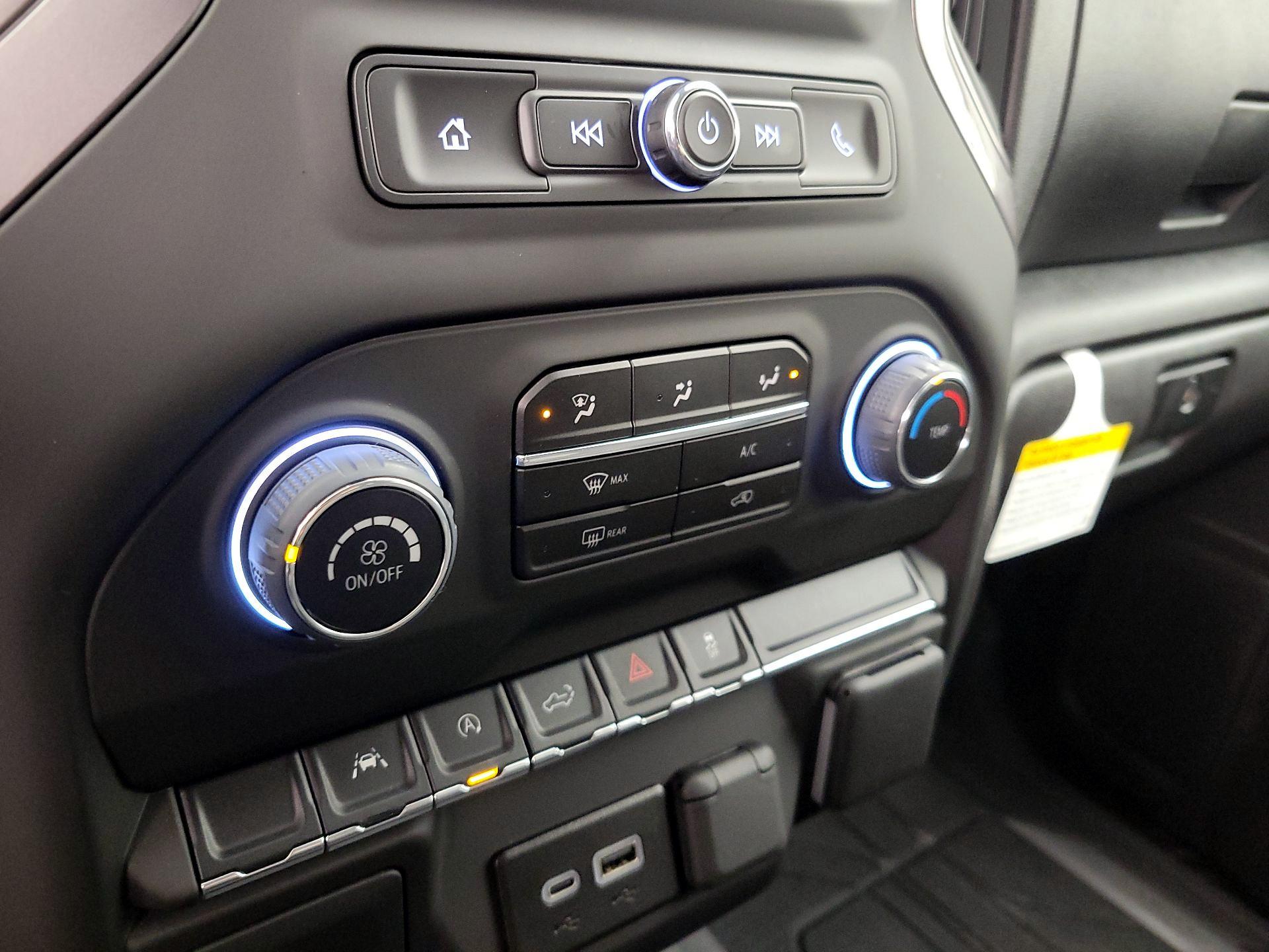 Thumbnail: 2024 Chevrolet Silverado 1500 - 16