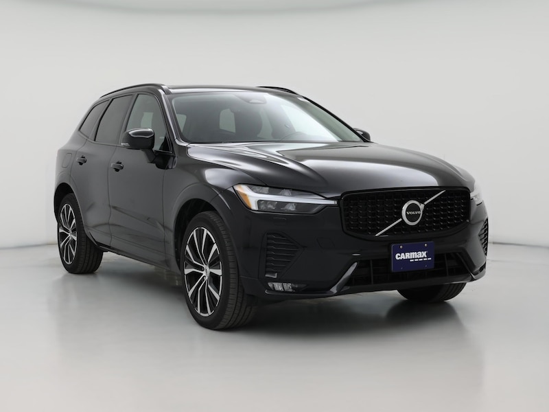 2023 Volvo XC60 B5 Plus Dark Theme