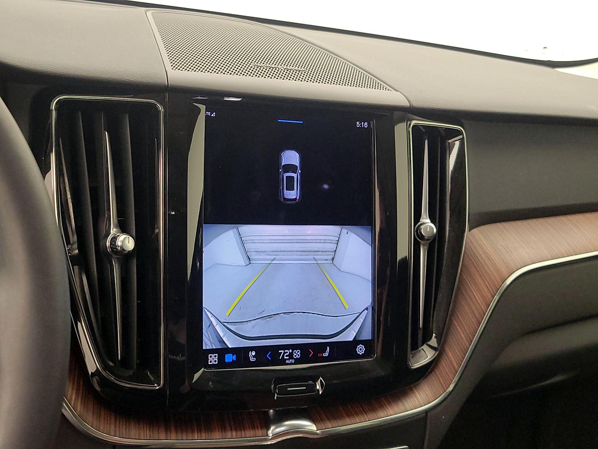 Thumbnail: 2023 Volvo XC60 - 14