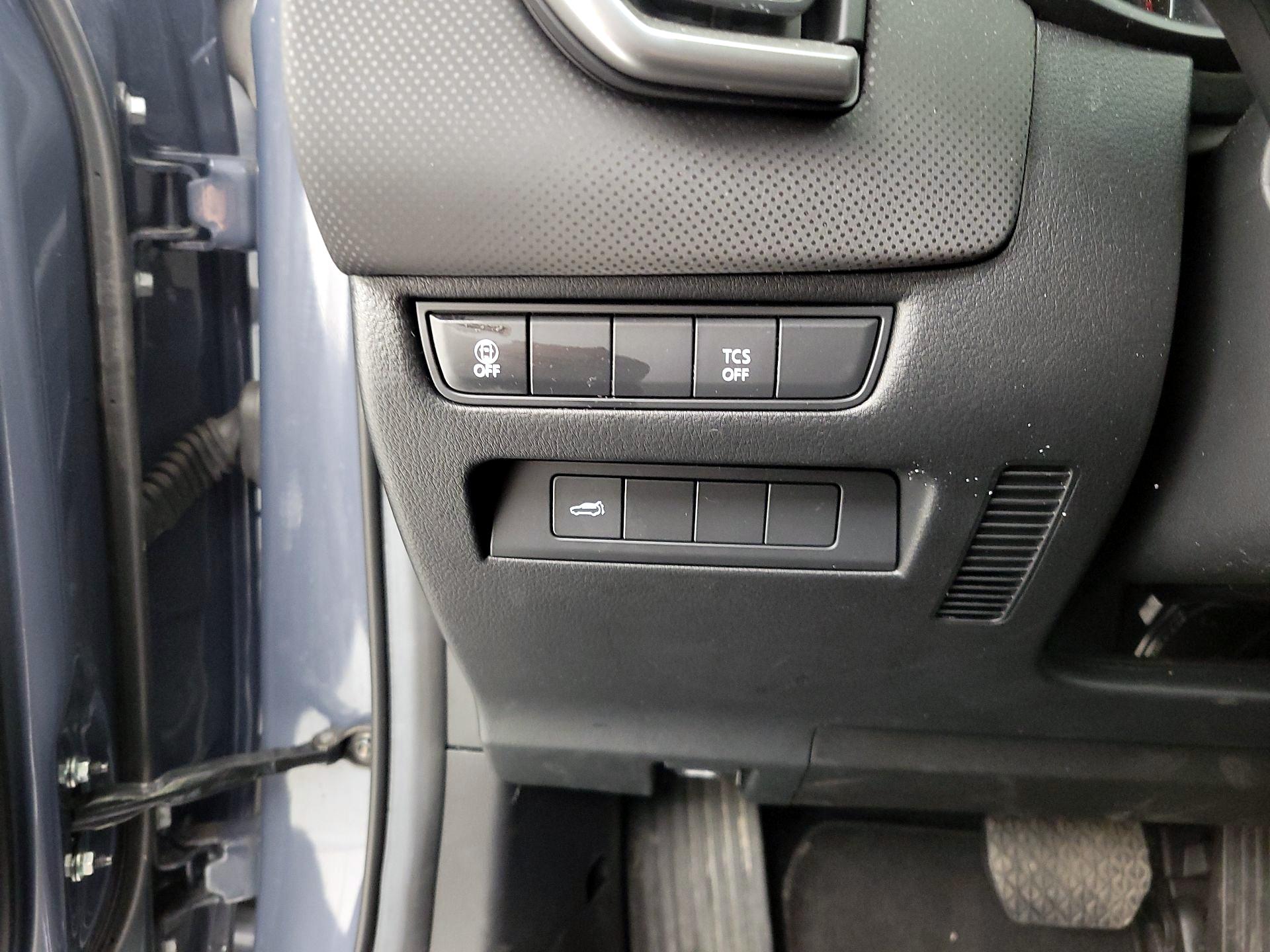 Thumbnail: 2025 Mazda CX-50 - 13