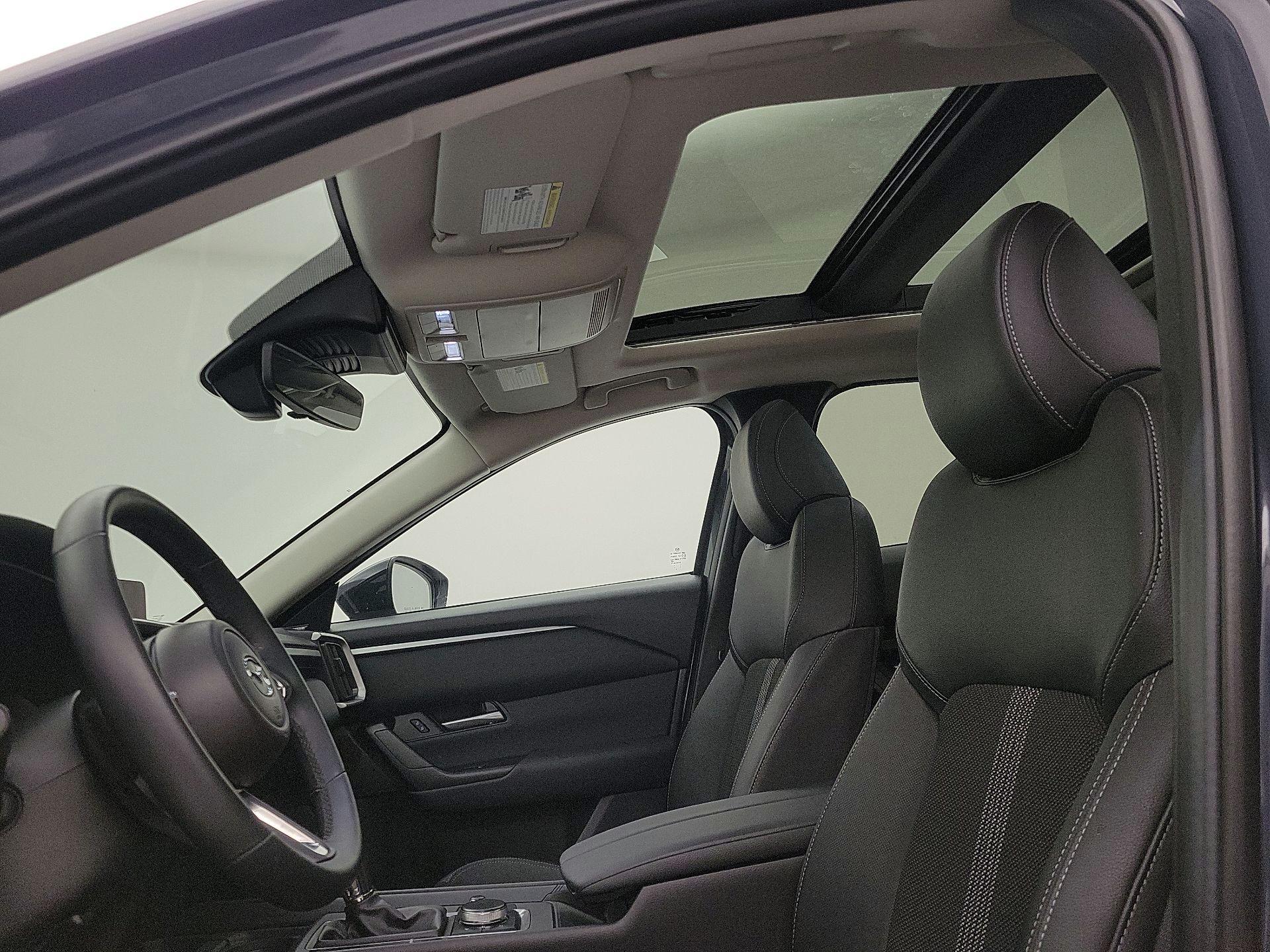 Thumbnail: 2025 Mazda CX-50 - 18