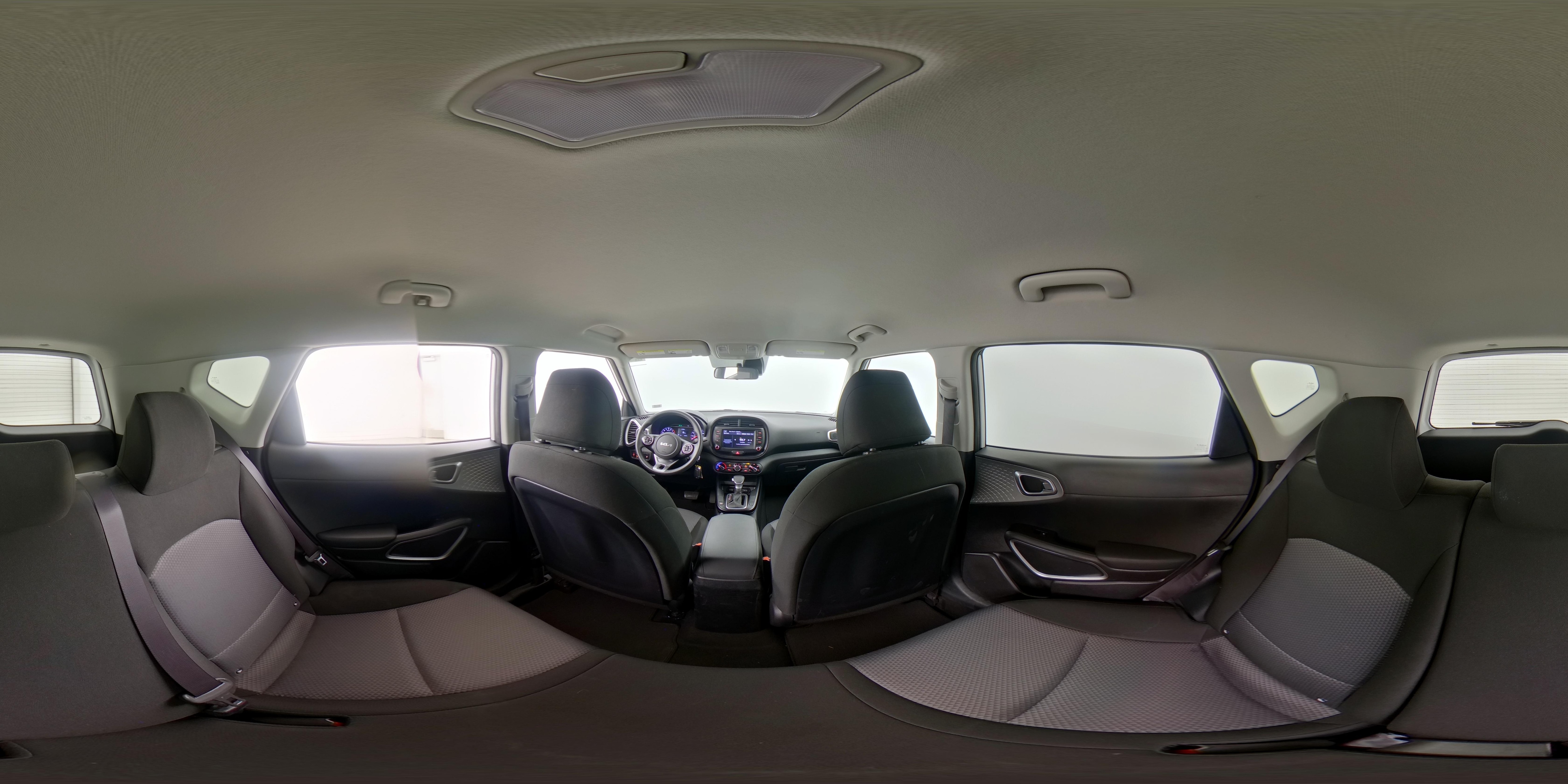 2022 Kia Soul LX - Photo 25