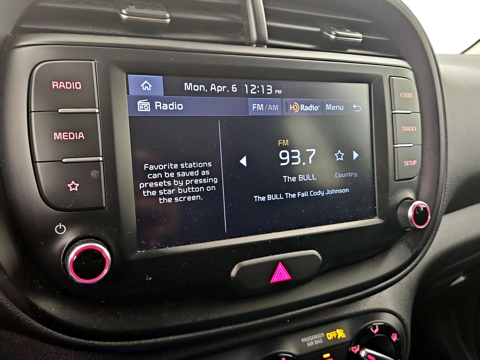 2022 Kia Soul LX - Photo 16