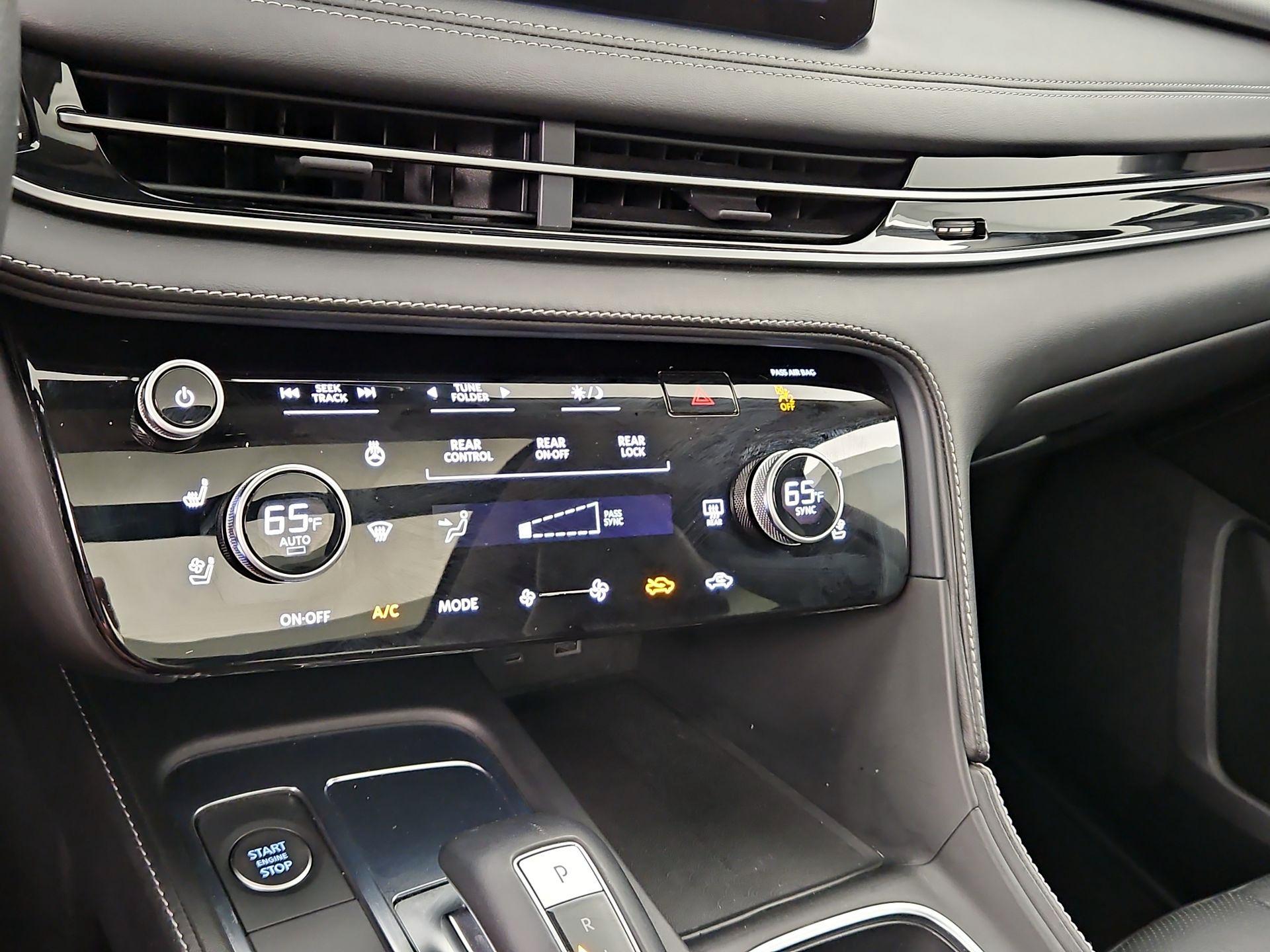 Thumbnail: 2022 INFINITI QX60 - 17