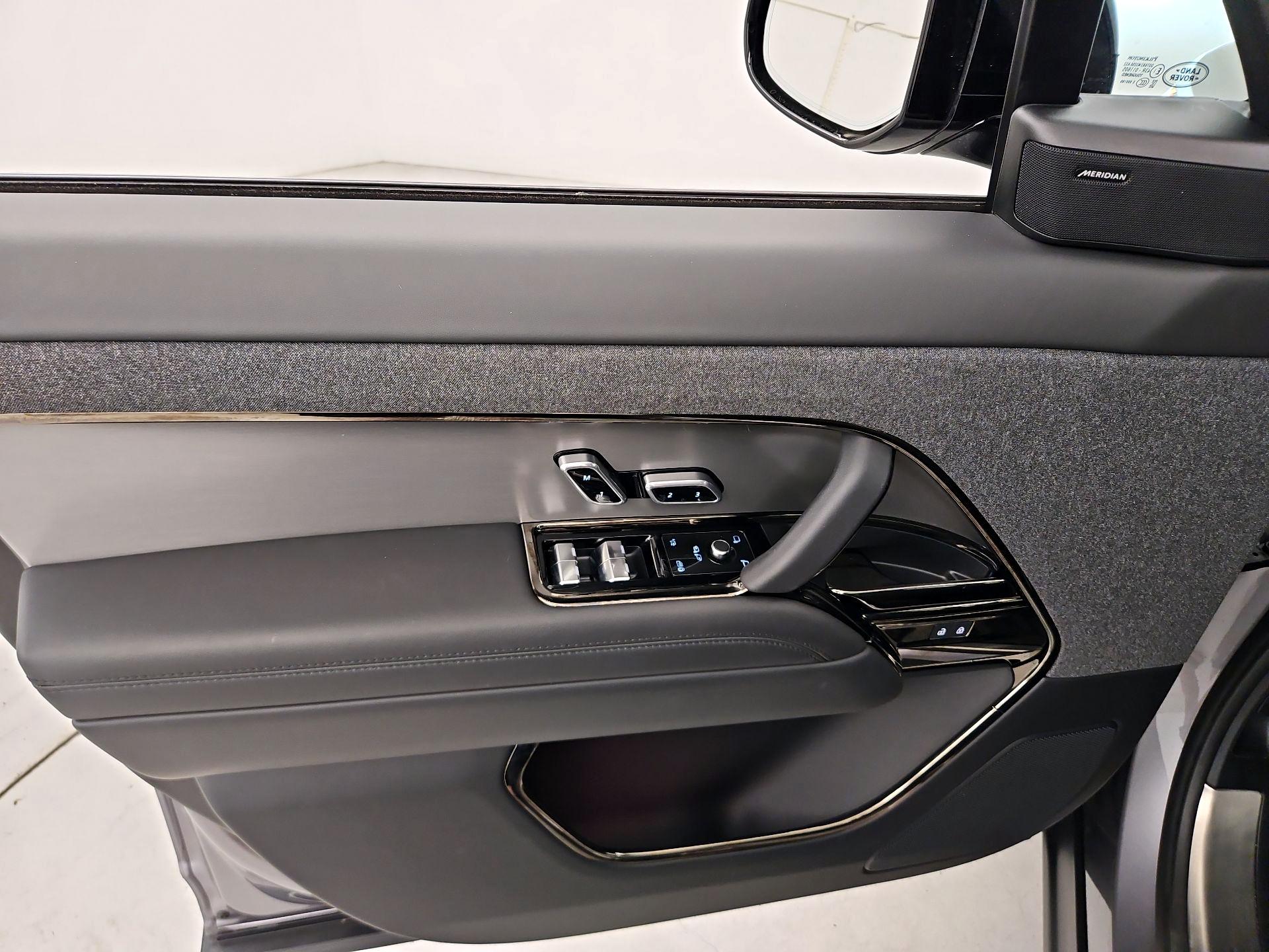 Thumbnail: 2024 Land Rover Range Rover Sport - 12