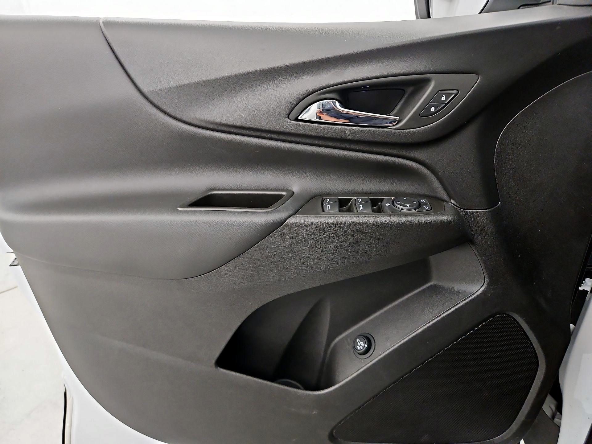 Thumbnail: 2024 Chevrolet Equinox - 12