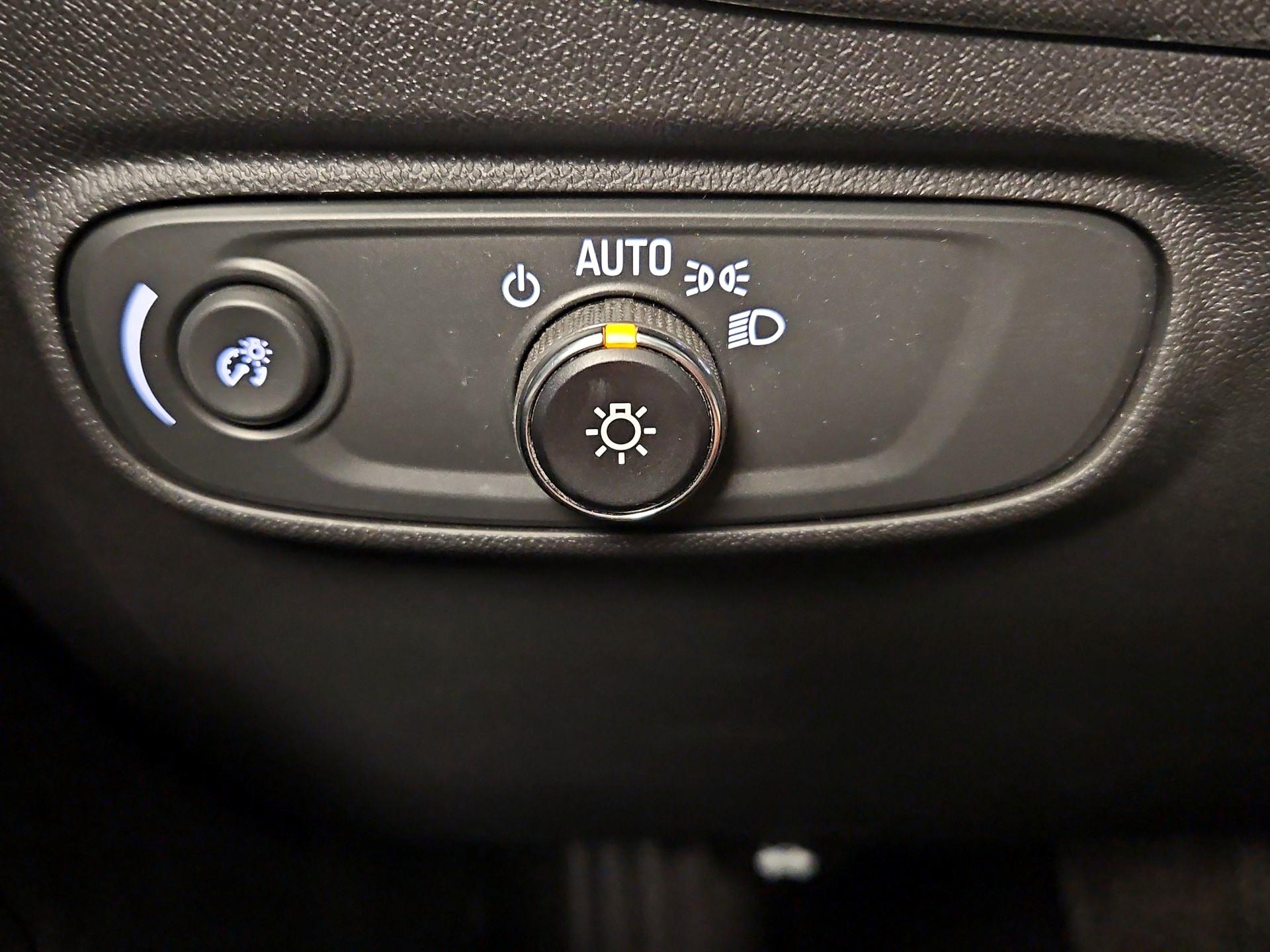 Thumbnail: 2024 Chevrolet Equinox - 13