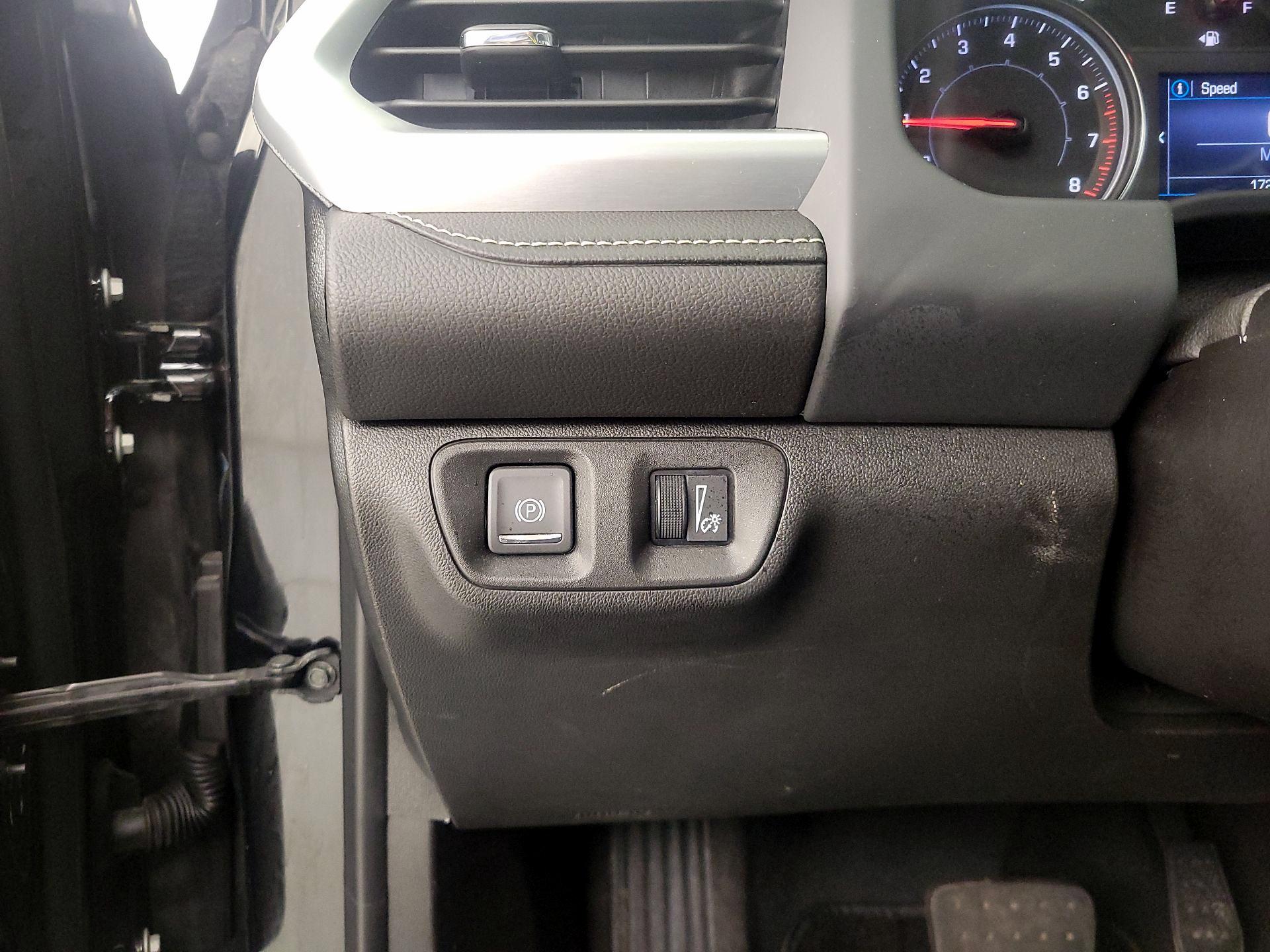 Thumbnail: 2023 GMC Acadia - 13