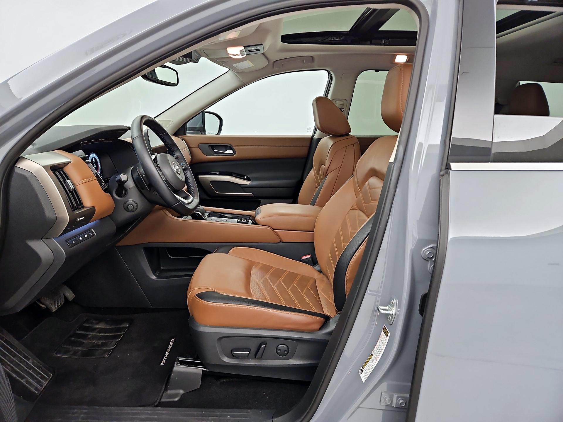 Thumbnail: 2022 Nissan Pathfinder - 11