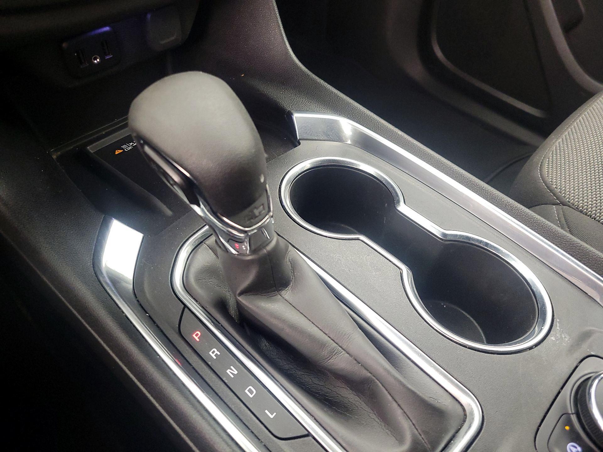 Thumbnail: 2023 Chevrolet Traverse - 17