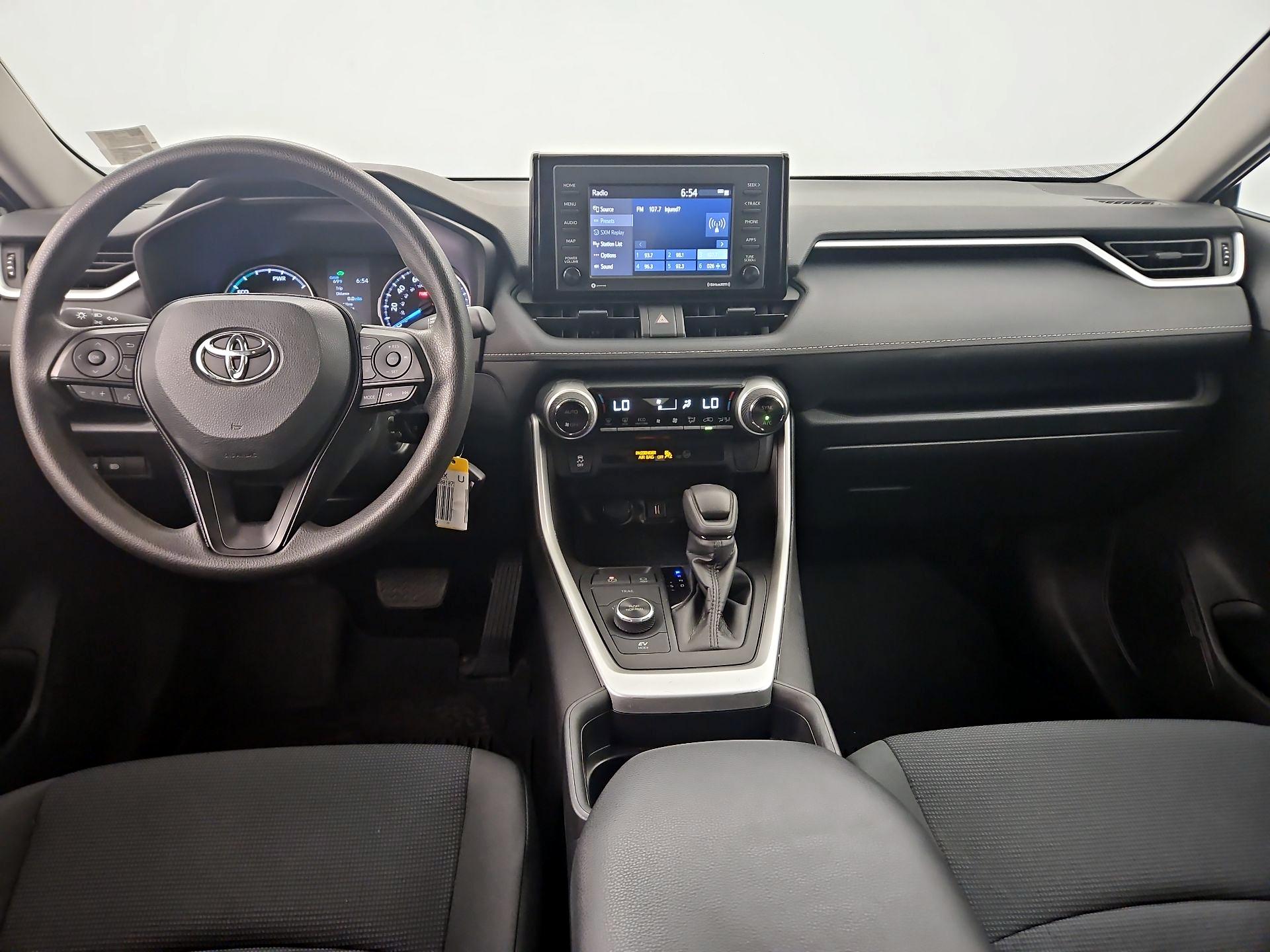 Thumbnail: 2020 Toyota RAV4 - 9