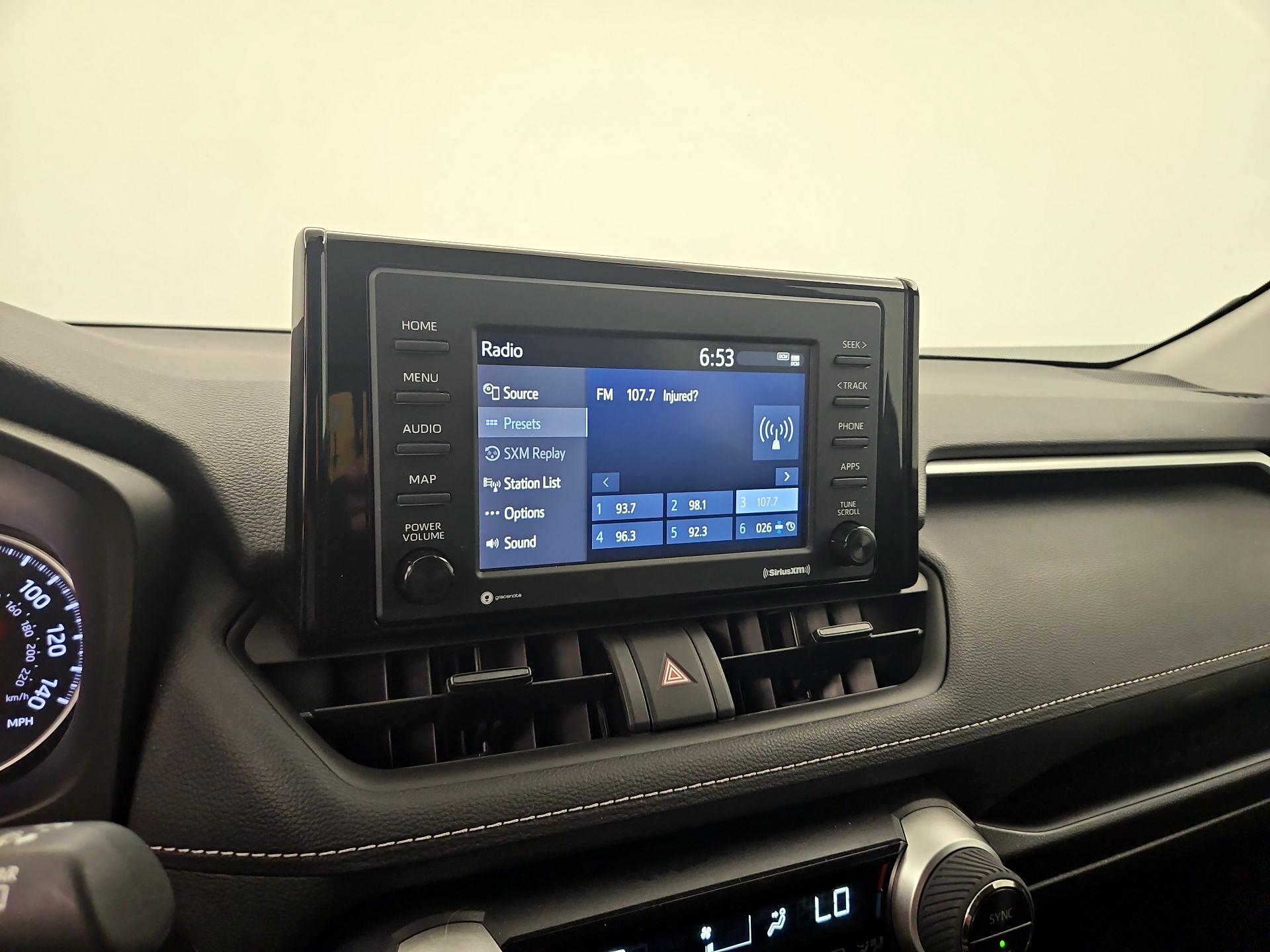 Thumbnail: 2020 Toyota RAV4 - 15