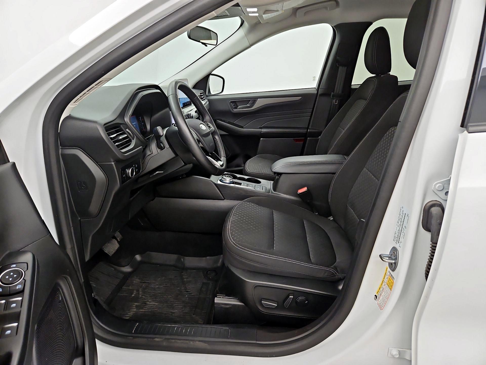 Thumbnail: 2023 Ford Escape - 11