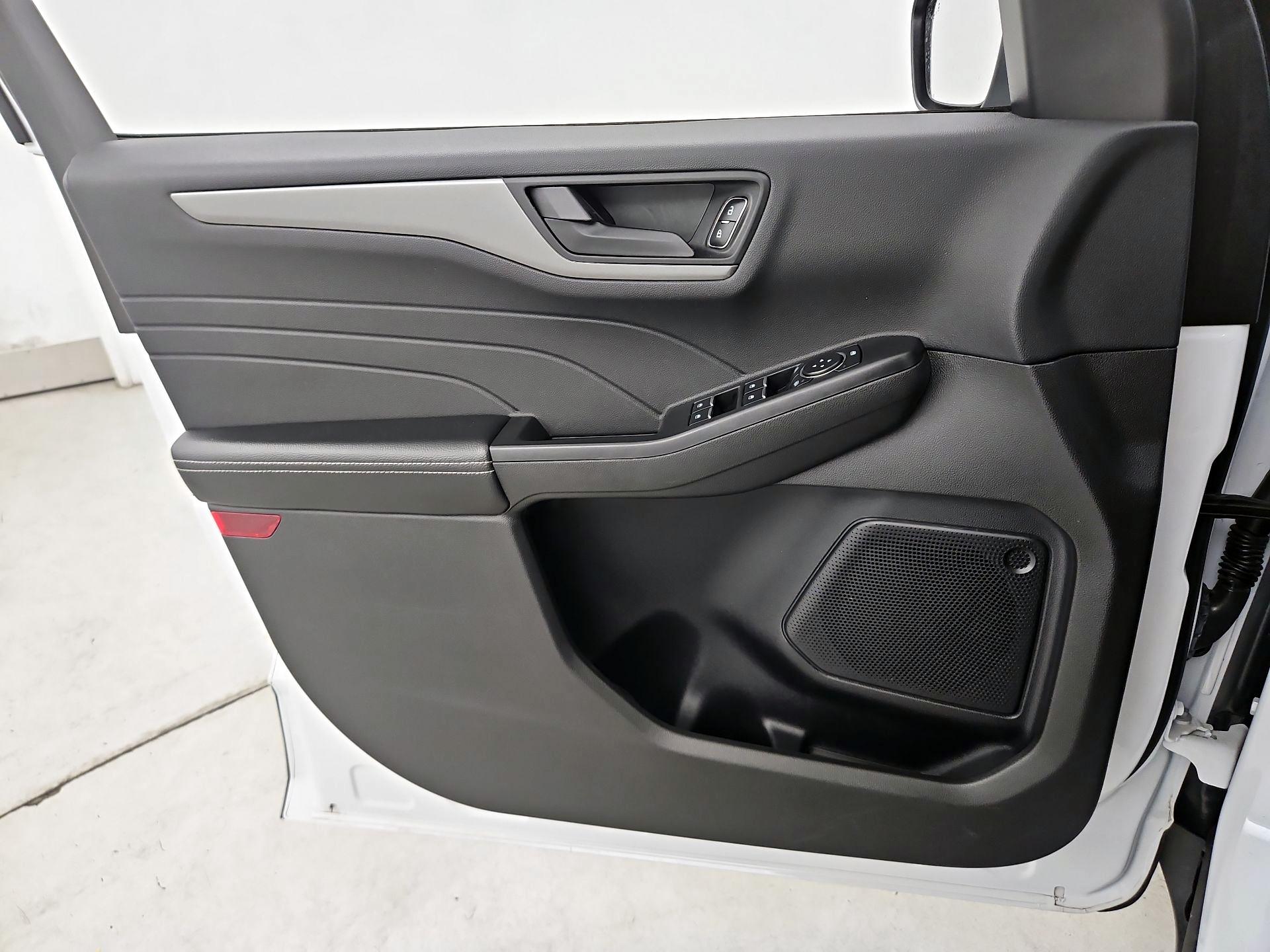 Thumbnail: 2023 Ford Escape - 12