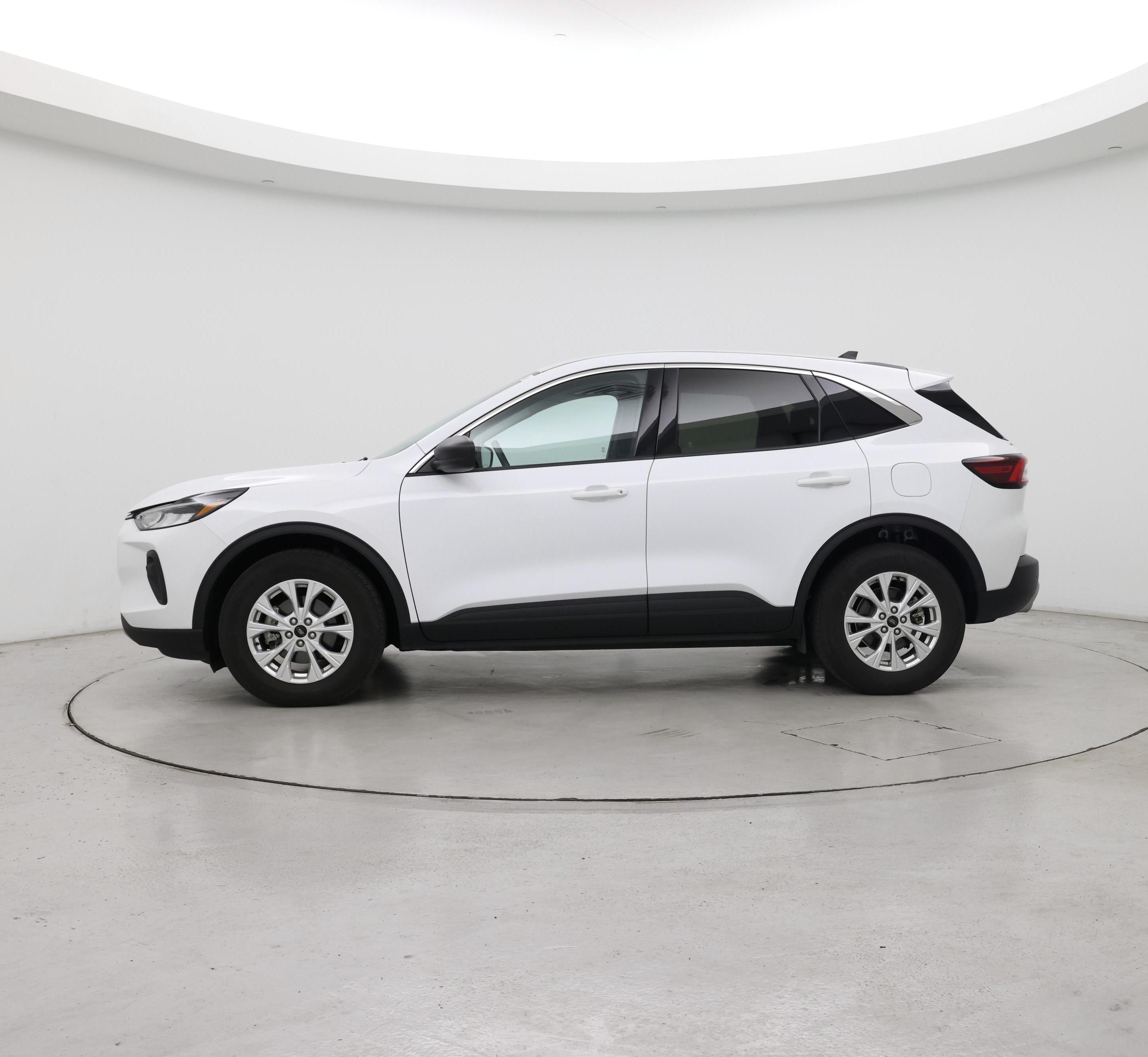 Thumbnail: 2023 Ford Escape - 3