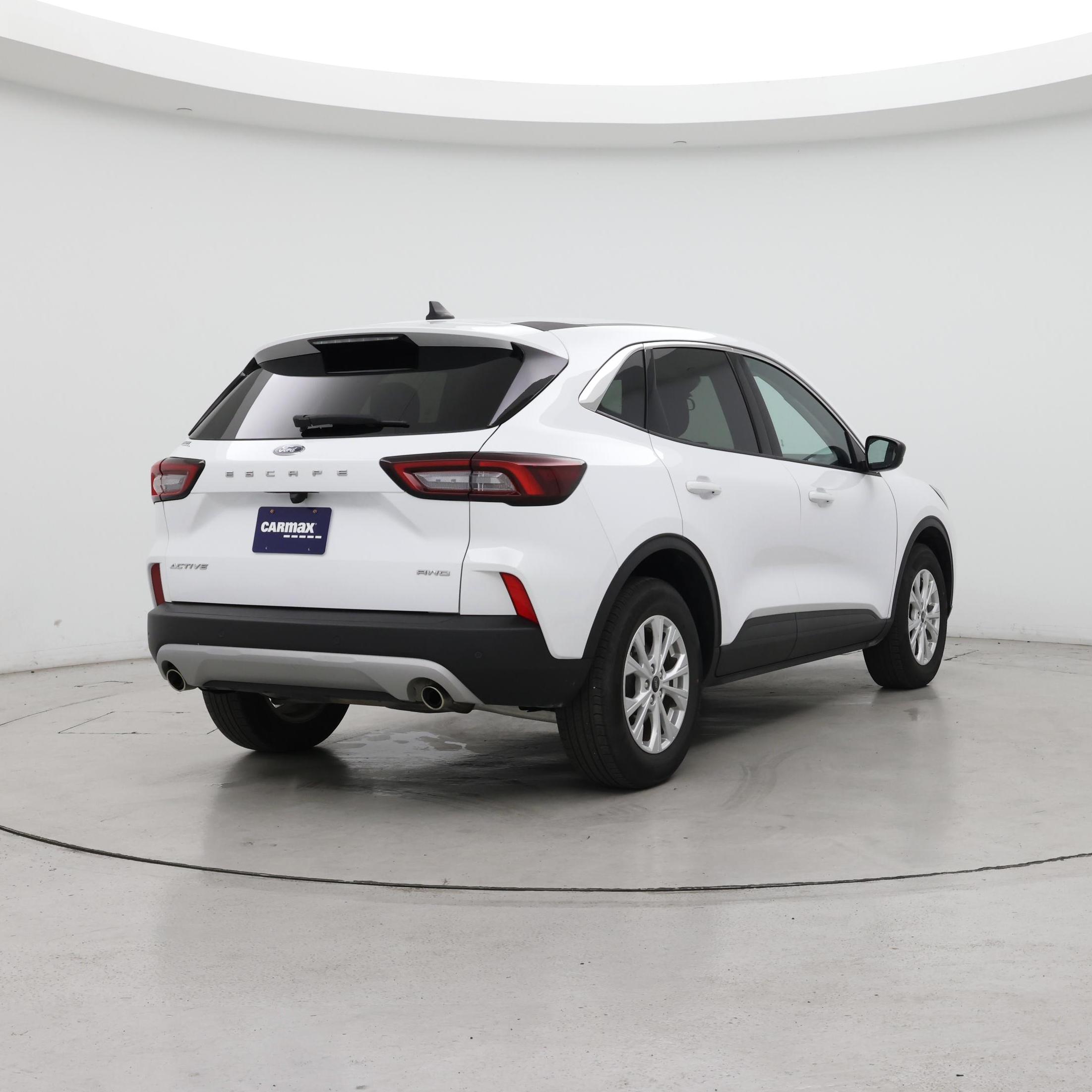 Thumbnail: 2023 Ford Escape - 8