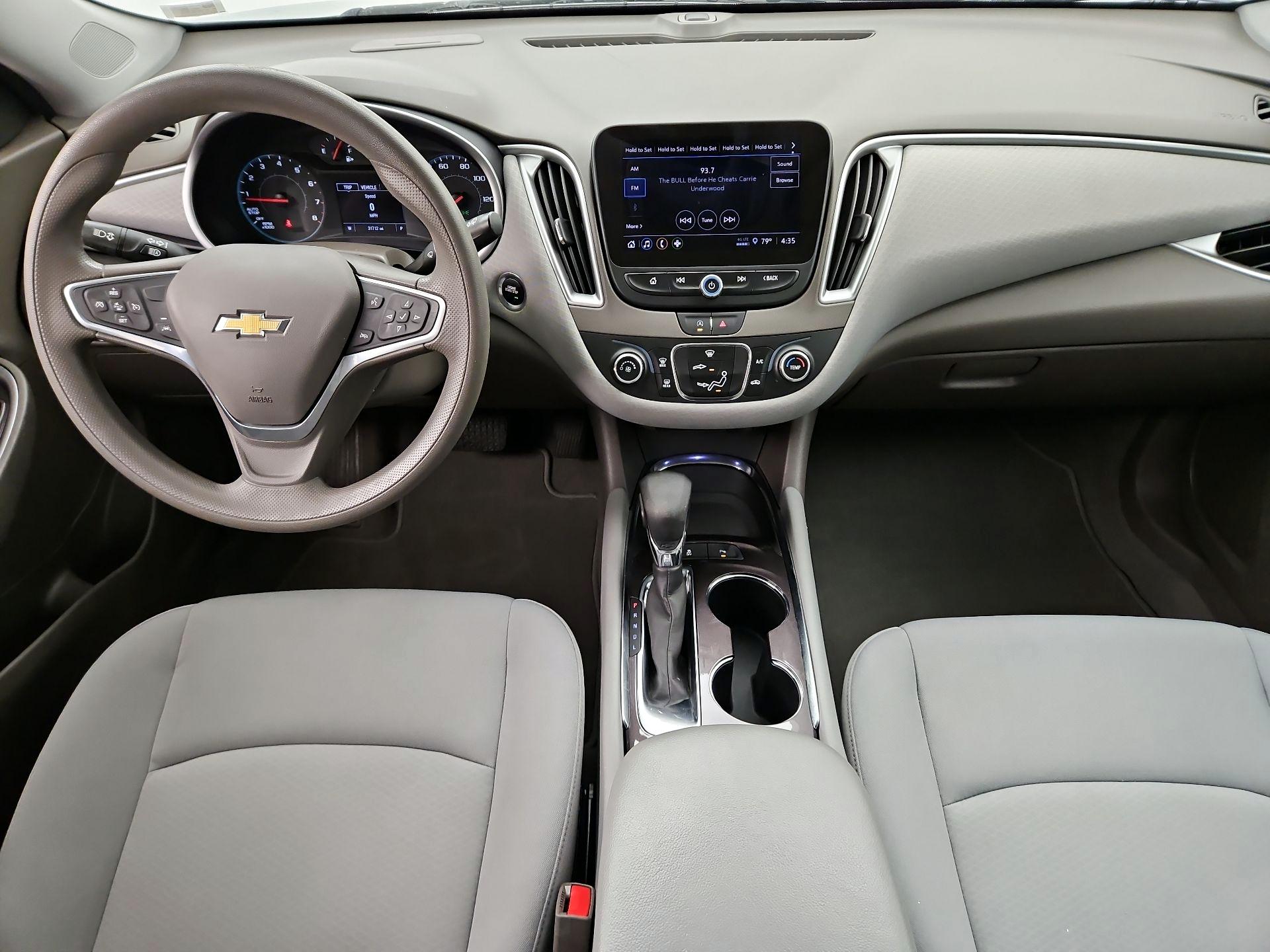 Thumbnail: 2022 Chevrolet Malibu - 9