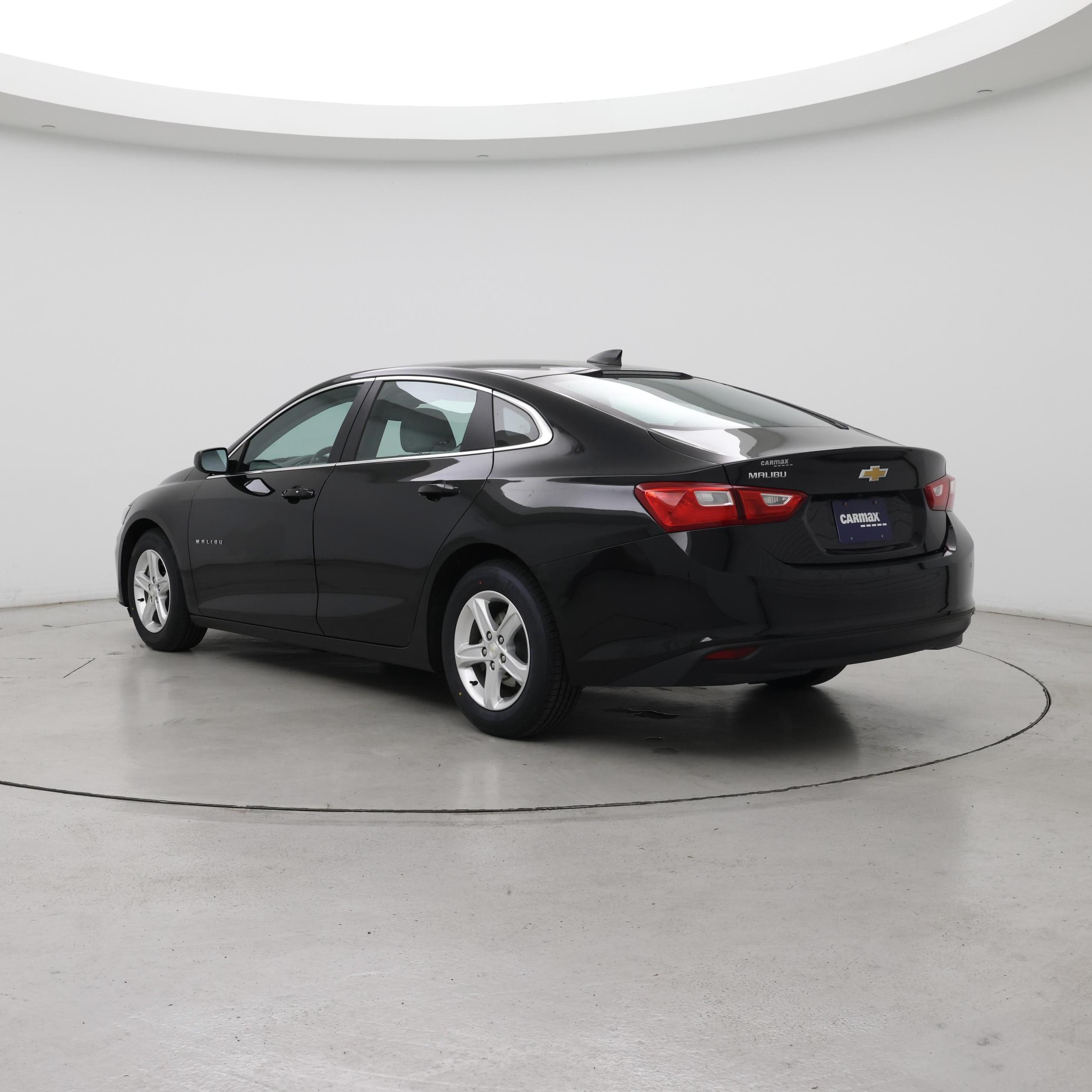 Thumbnail: 2022 Chevrolet Malibu - 2