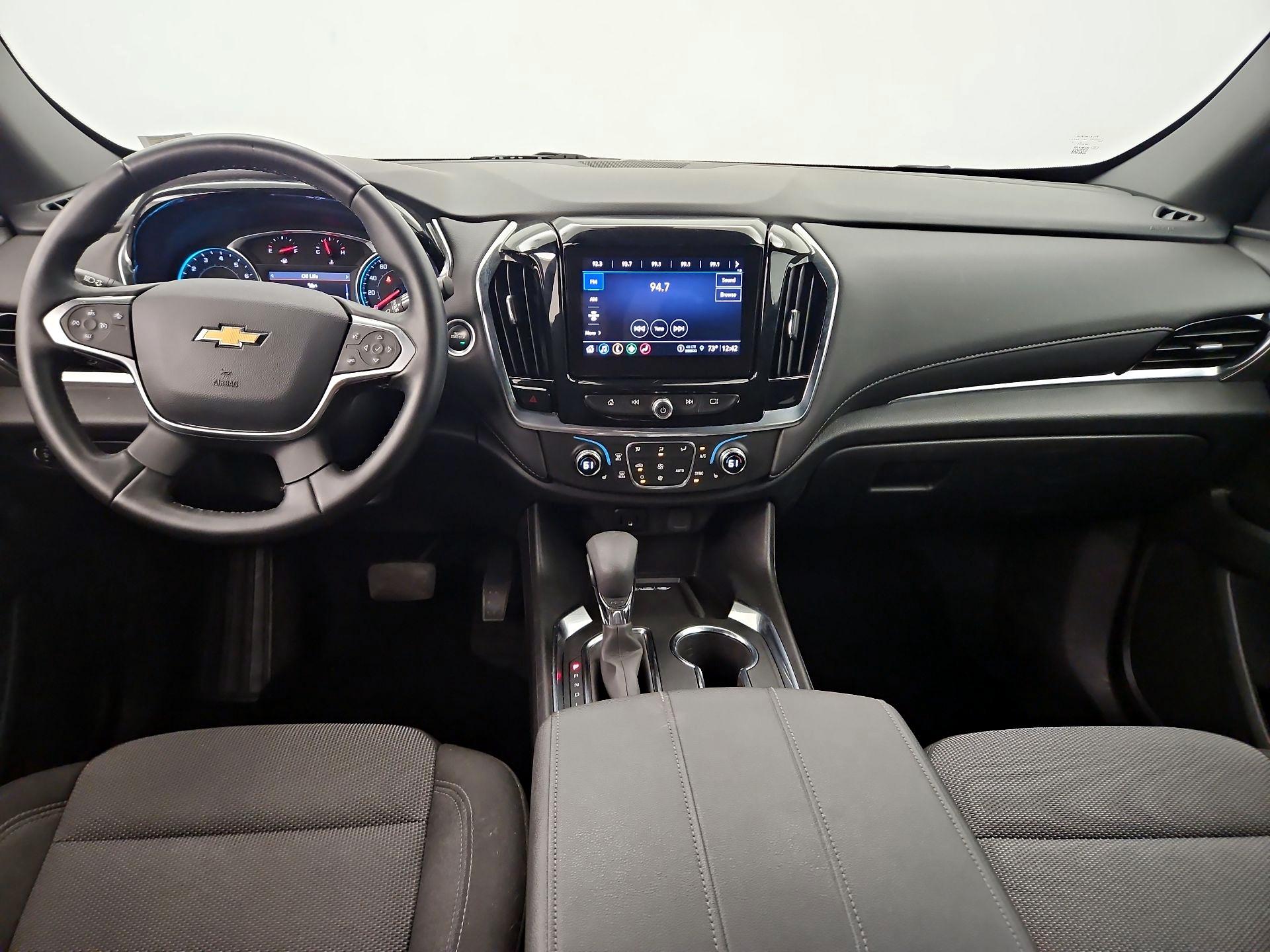 Thumbnail: 2023 Chevrolet Traverse - 9