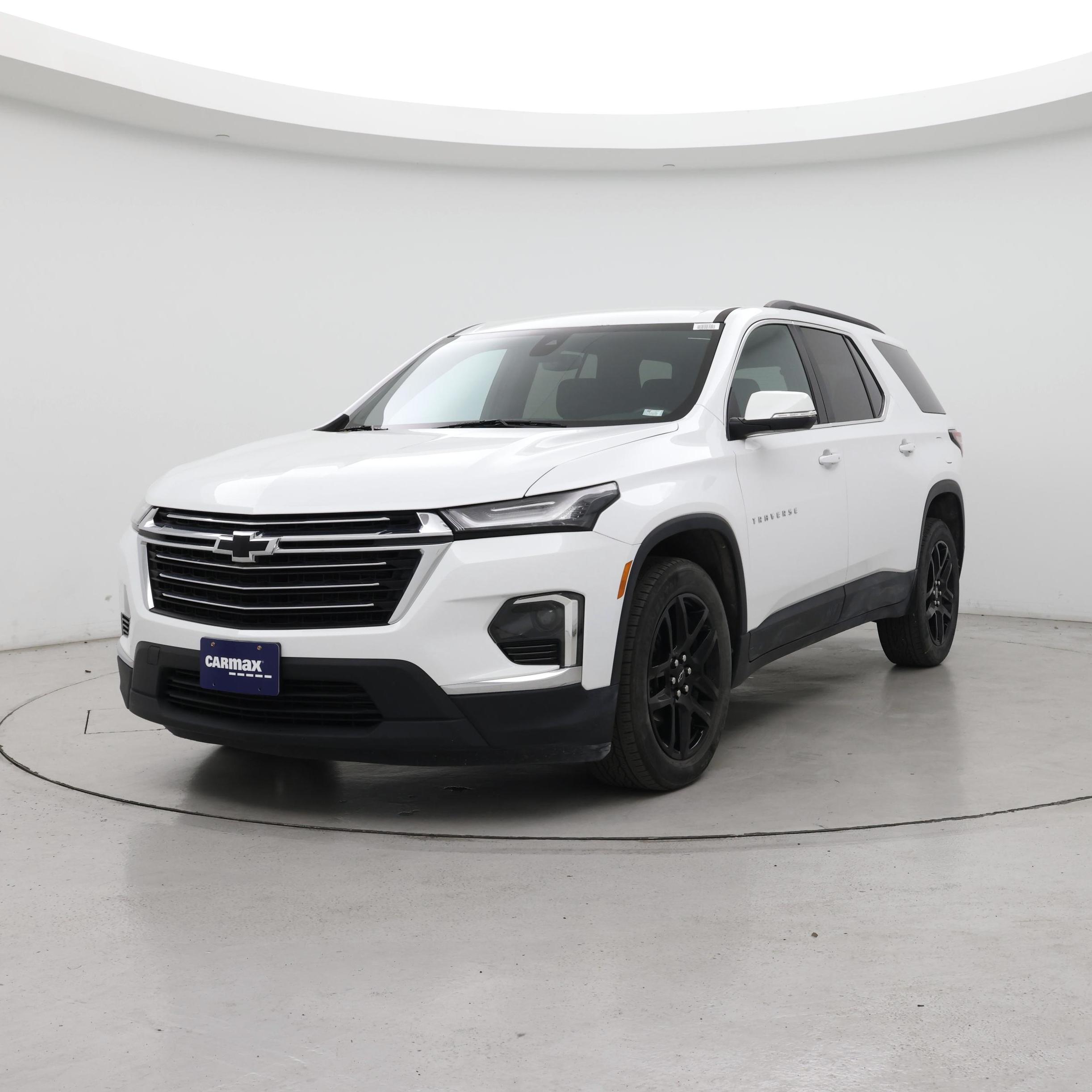 Thumbnail: 2023 Chevrolet Traverse - 4