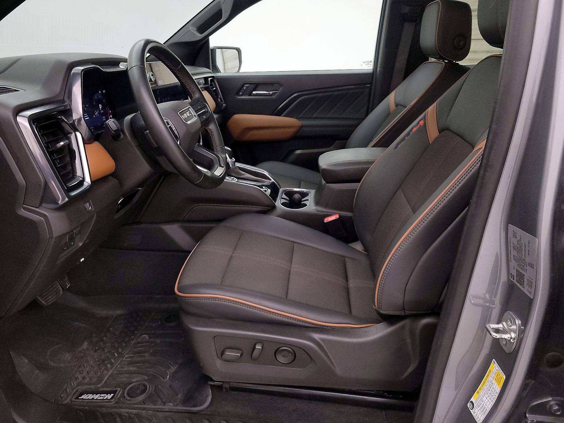 Thumbnail: 2024 GMC Canyon - 11